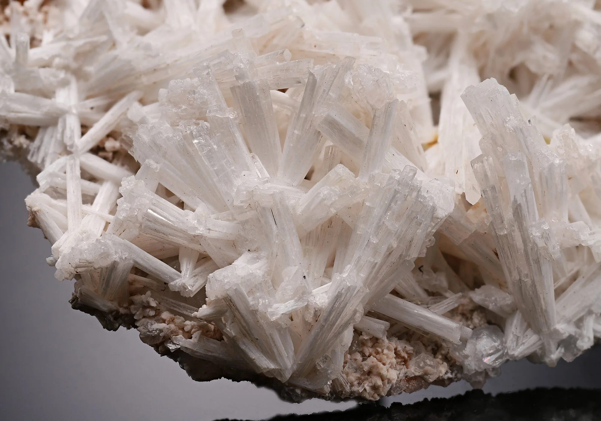 cc14146-natrolite-on-calcite-england-2020-01-14-12-57-10-c-ed.jpg