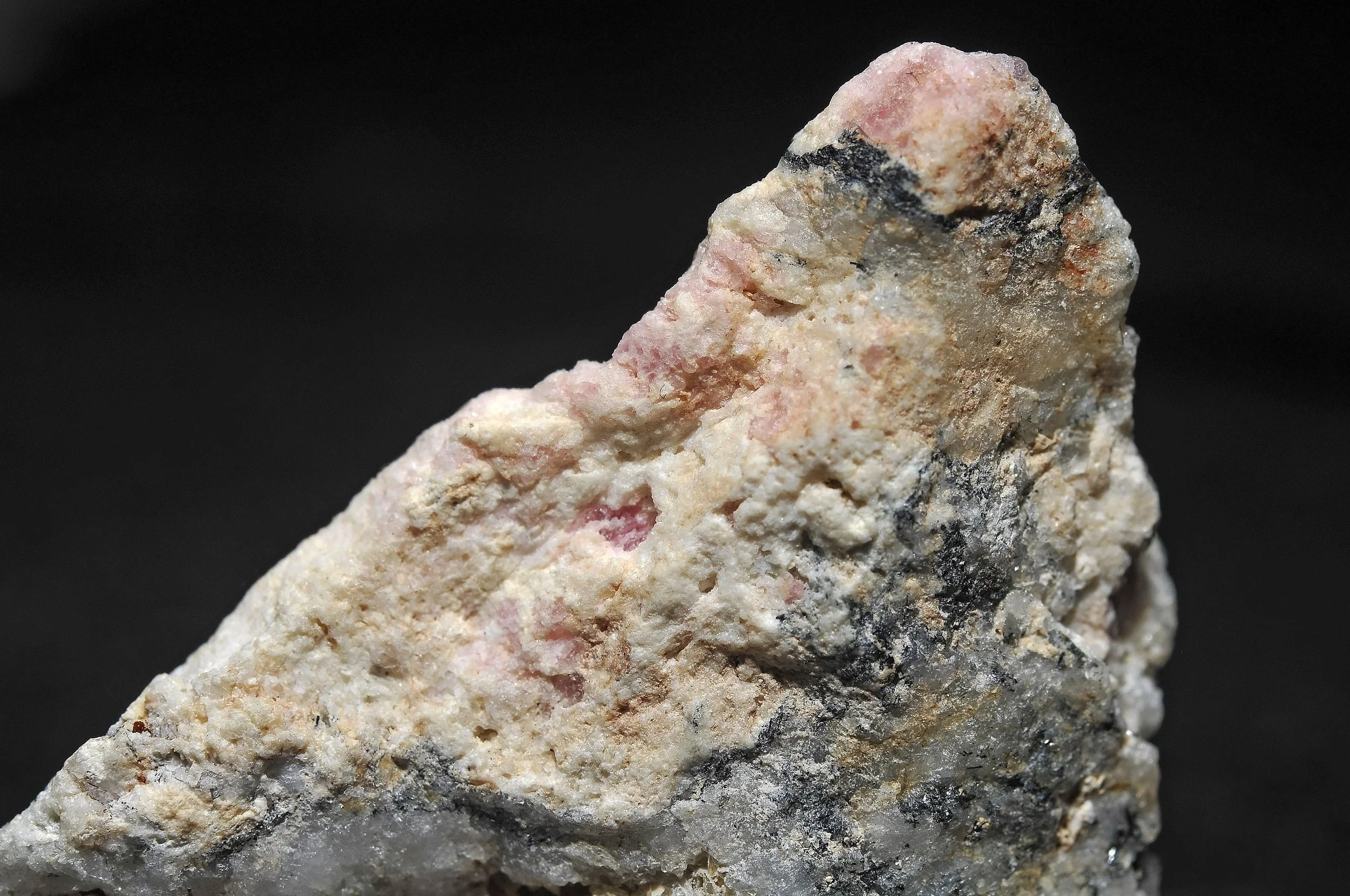 TUGTUPITE