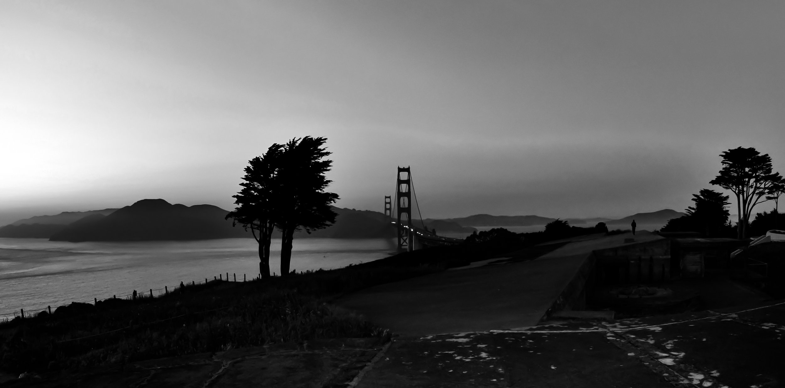 stock-photo-golden-gate-sfo-31925263-2.jpg