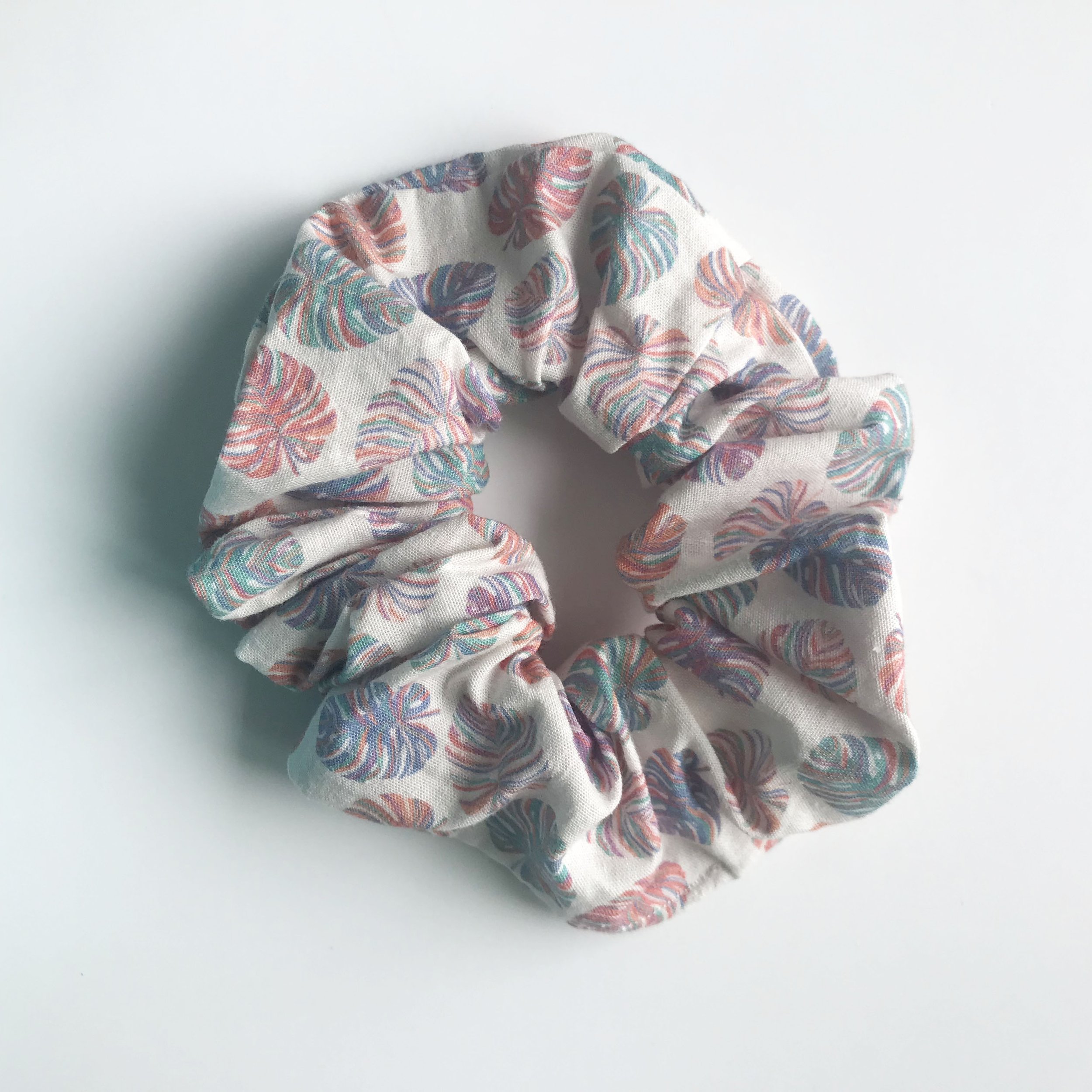 Scrunchie - Tropical Paradise.jpg