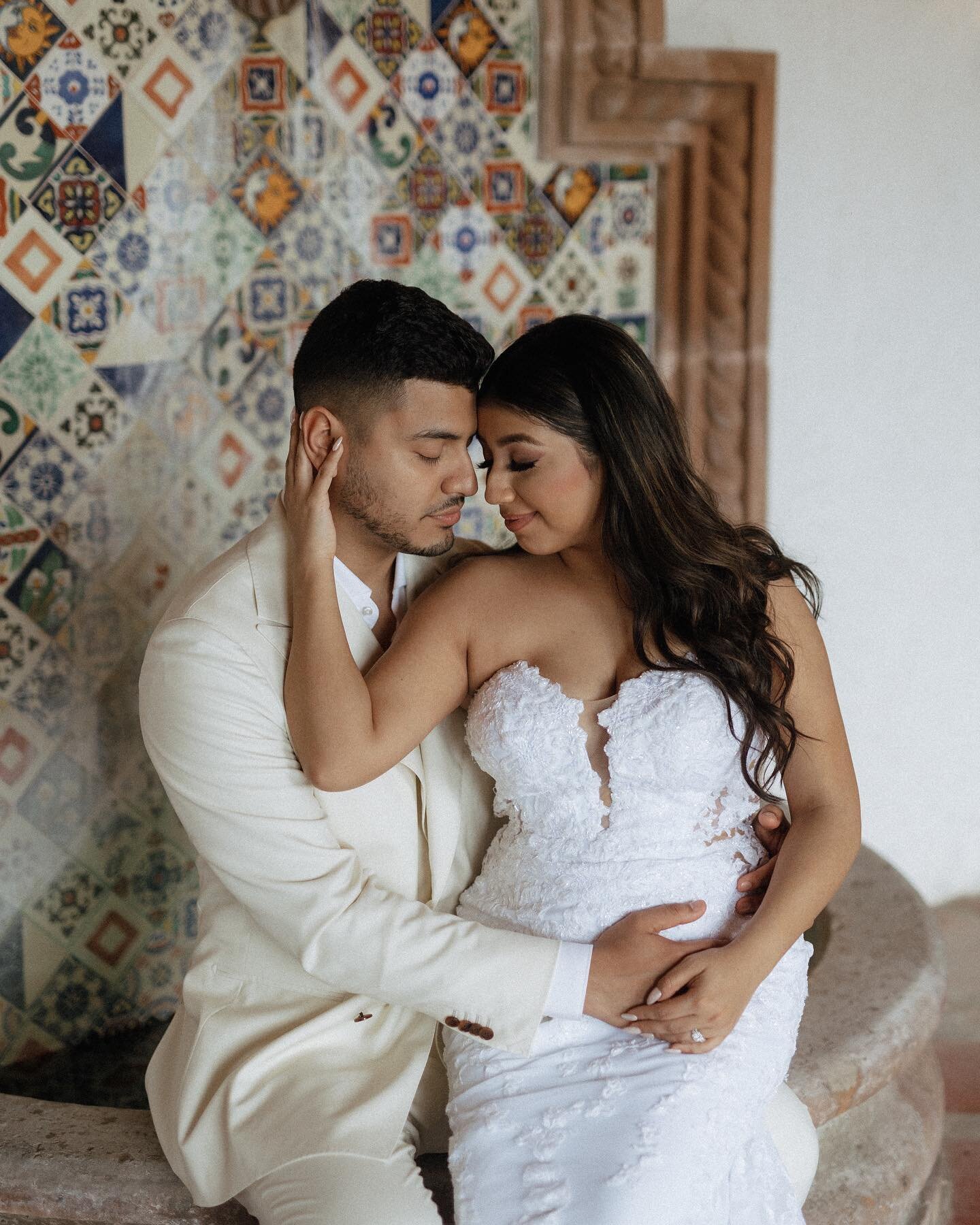 Mis chicos de NYC, un honor documentar su boda en nuestra isla Puerto Rico. Gracias por confiar en nuestro trabajo y por el trato que nos dieron. Les deseamos lo mejor en esta nueva etapa. ❤️&zwj;🔥✨

-
-

#authenticlovemag #ecowedding #elopementphot