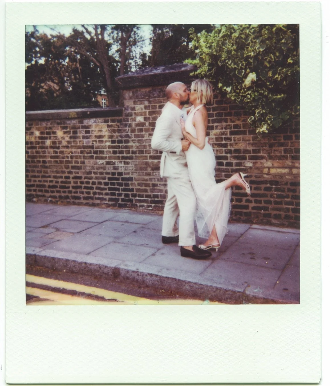 What a beautiful Islington Wedding, bringing Londoners and Aussies together for an emotional and super stylish celebration. 

An intimate Town Hall ceremony on Thursday, followed by another heartfelt ceremony in front of all their friends on Saturday