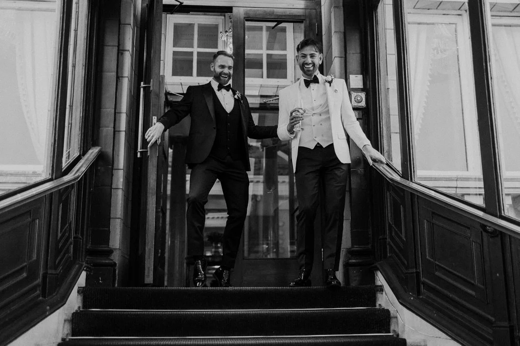 Happy anniversary R&amp;S! 

Can&rsquo;t believe a whole year has passed since this epic day at the iconic Queen&rsquo;s Hotel.

So much joy, so much love, so many shenanigans - may all your years be filled with more of the same ❤️

#londonweddingpho