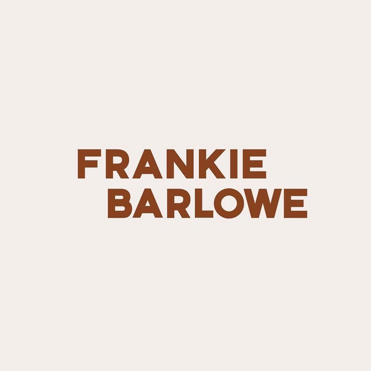 Frankie Barlowe studio ✨🧘🏻&zwj;♀️

I am back in the office after a short vacation and I can&rsquo;t wait to show you the new things I am working on at the moment. 

Anything you want to see? 

#designchallenge #creativechallenge #brandidentity #cre