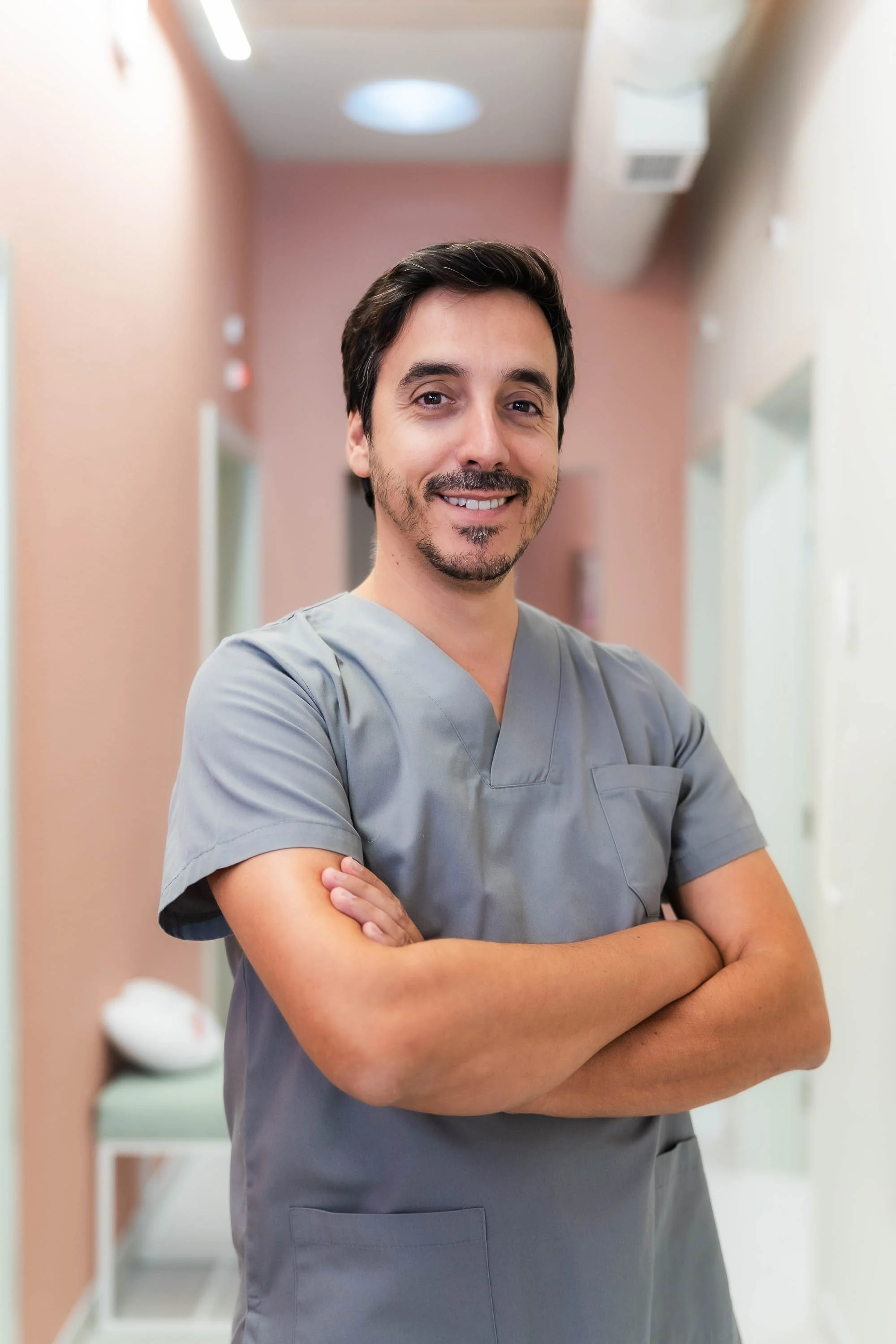 Dr. Pedro N. Magalhães | CIRURGIA E IMPLANTOLOGIA