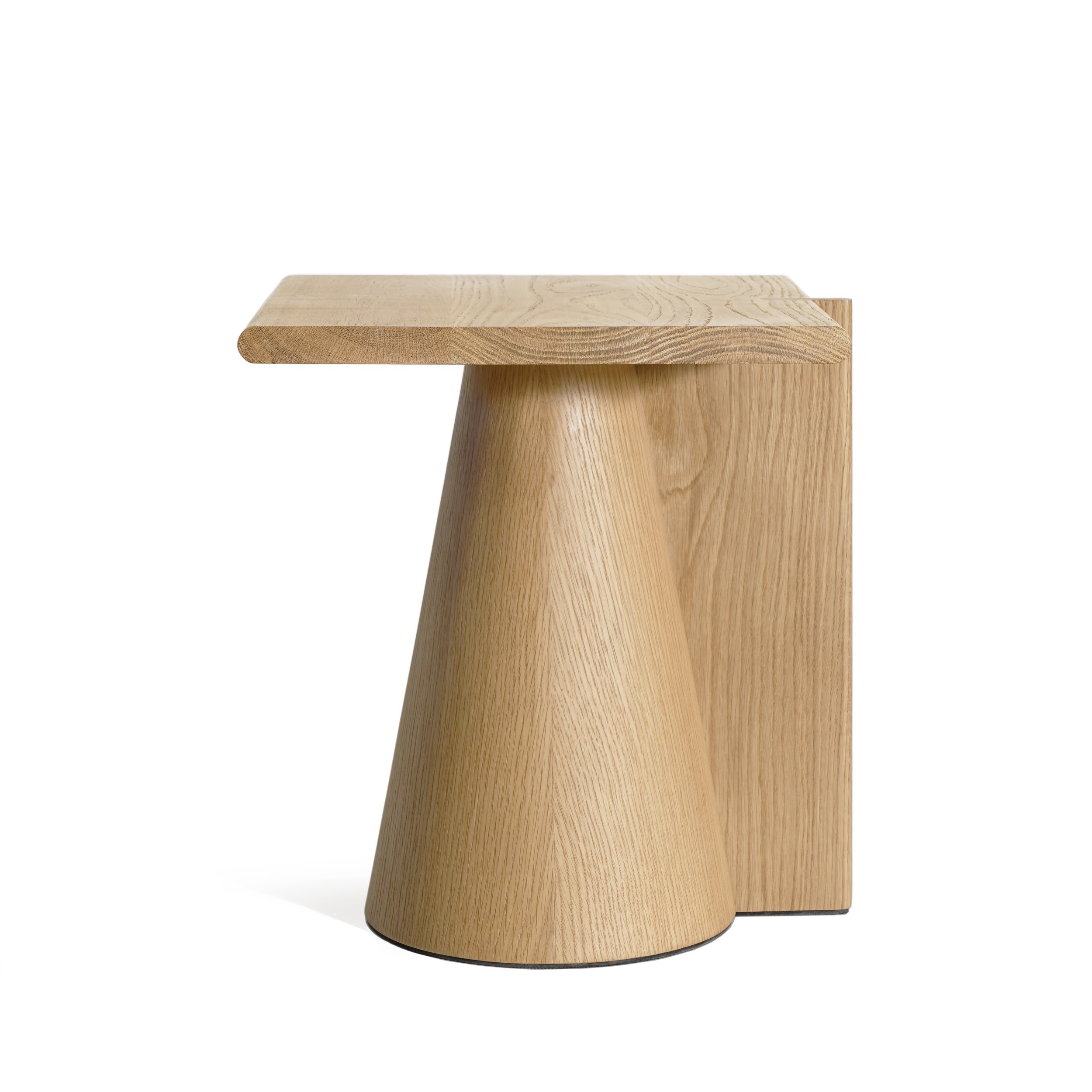 Tipi_Oak_Front_1.jpg