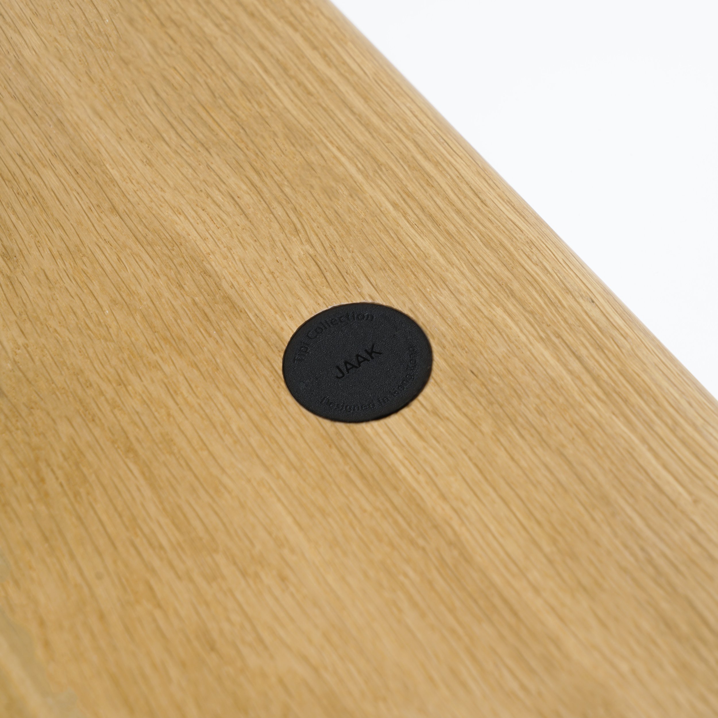 Tipi_Oak_Brand Tag.jpg