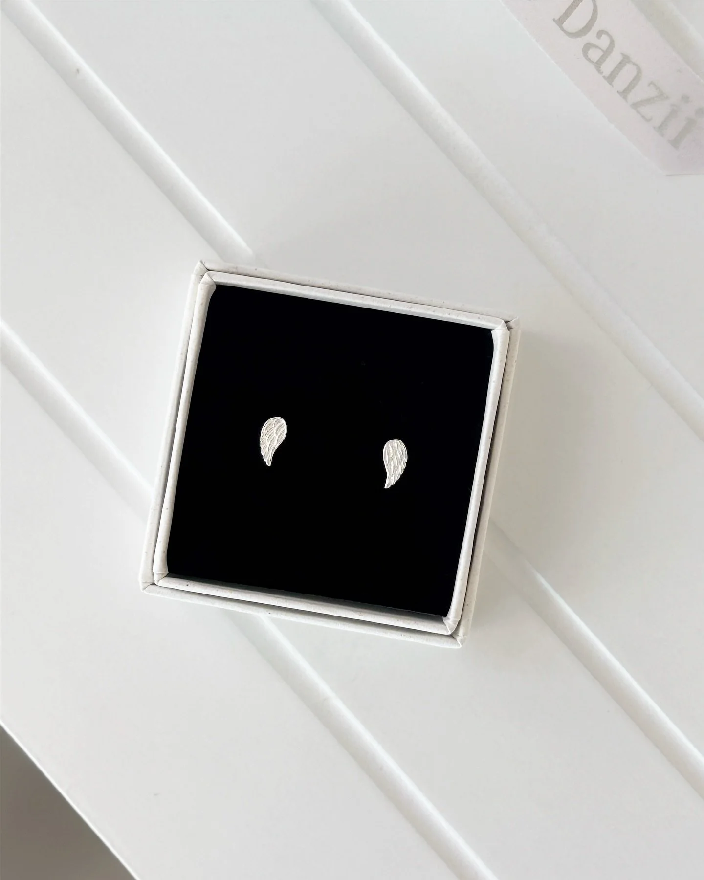 925 Sterling Silver Angel Wing studs… a gentle reminder that you’re always being guided and protected. ๐ชฝโจ
Discover more of our meaningful jewellery on our website or visit us in store @goodsheds ๐ซ
•
•
•
#jewellerysh