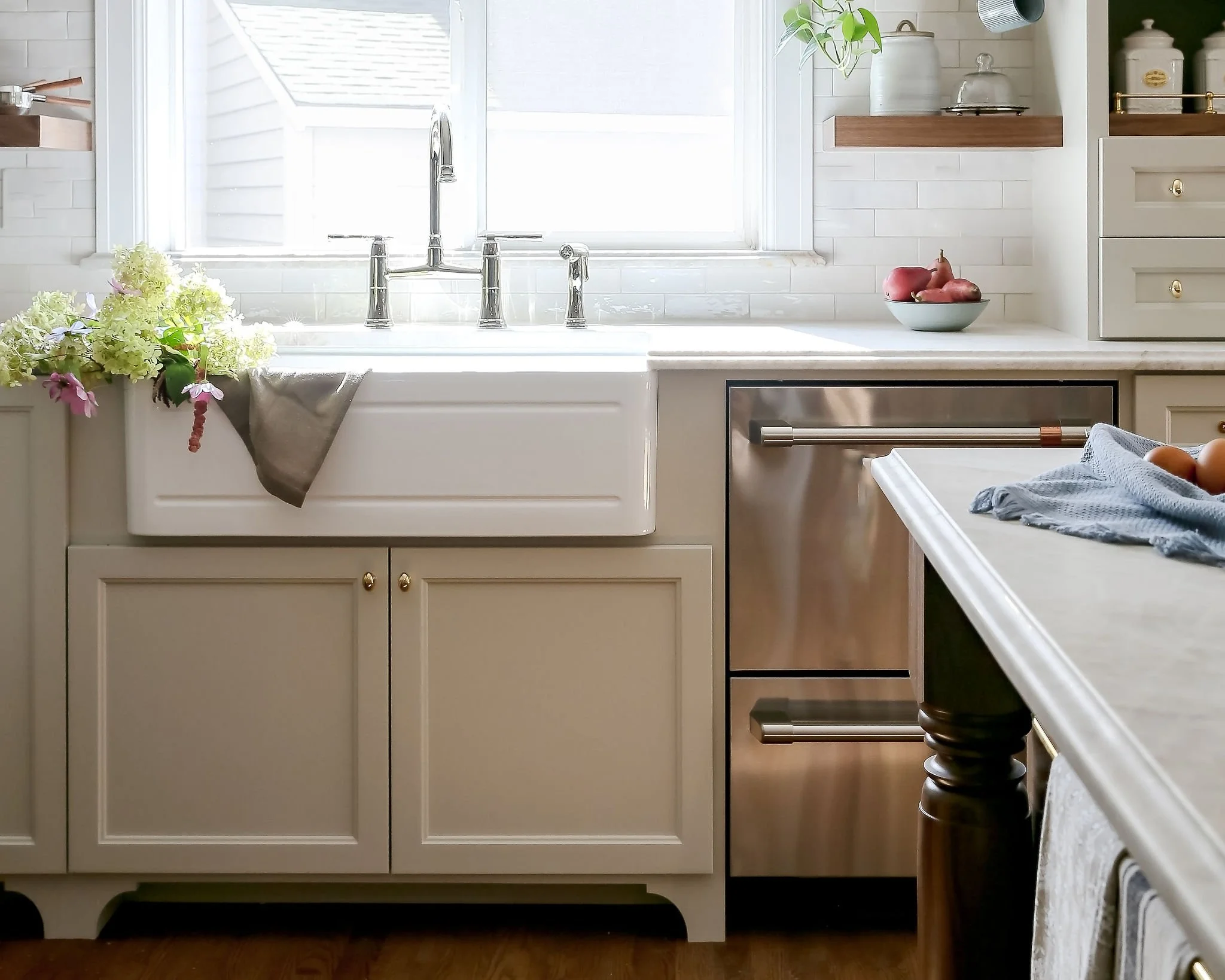 Farmhouse sink.jpg