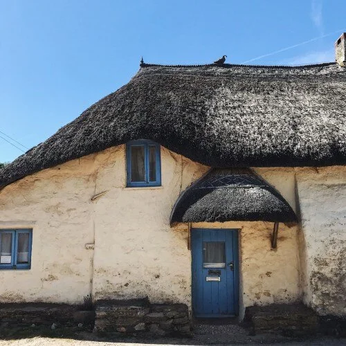 Thatched-roof-cottage.jpg