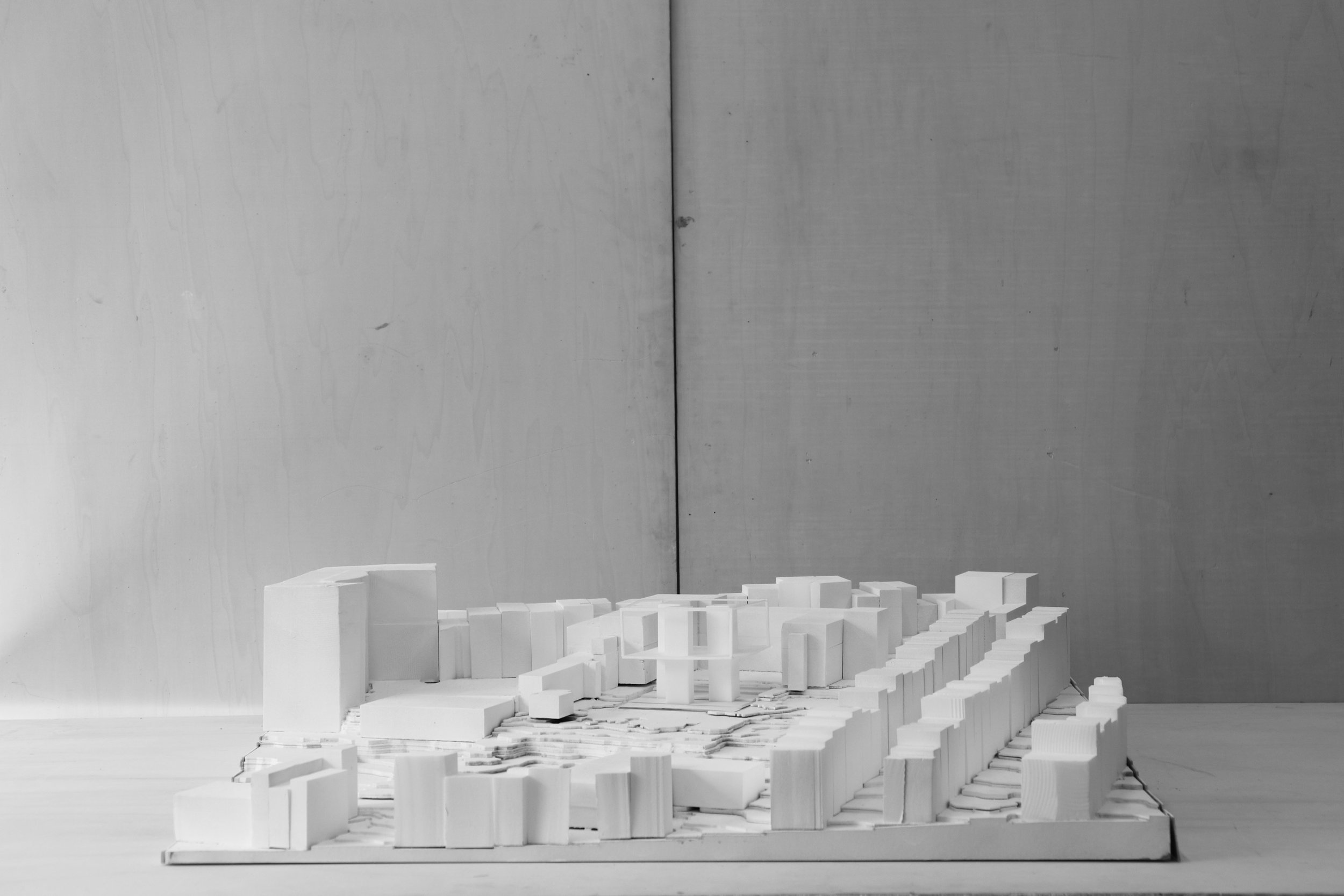 Midterm_Abstract_EmmaVerbruggen_Model2.JPG