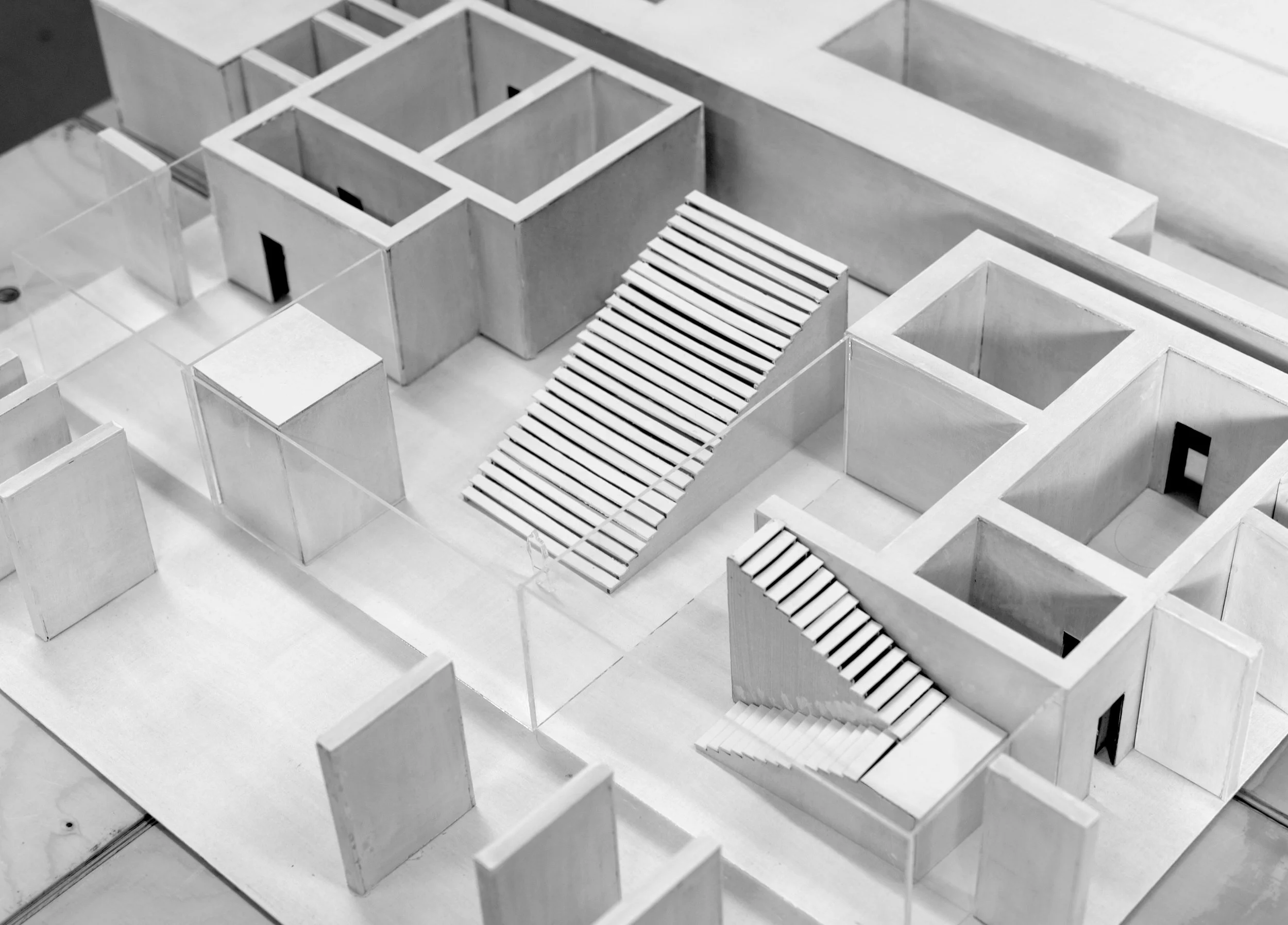 MODEL 4.jpg