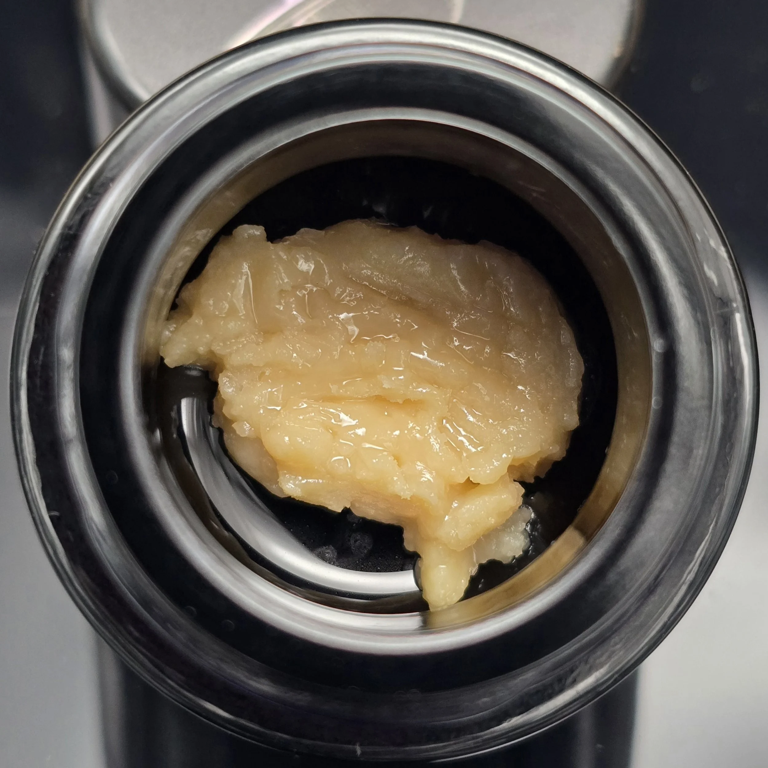  Faraway Farmstead  
  Banana Shack  
  (Honey Bananas x JOMO)  
  70-149u Live Hash Rosin Processed by Heady Hoarder  
 $55/g
 