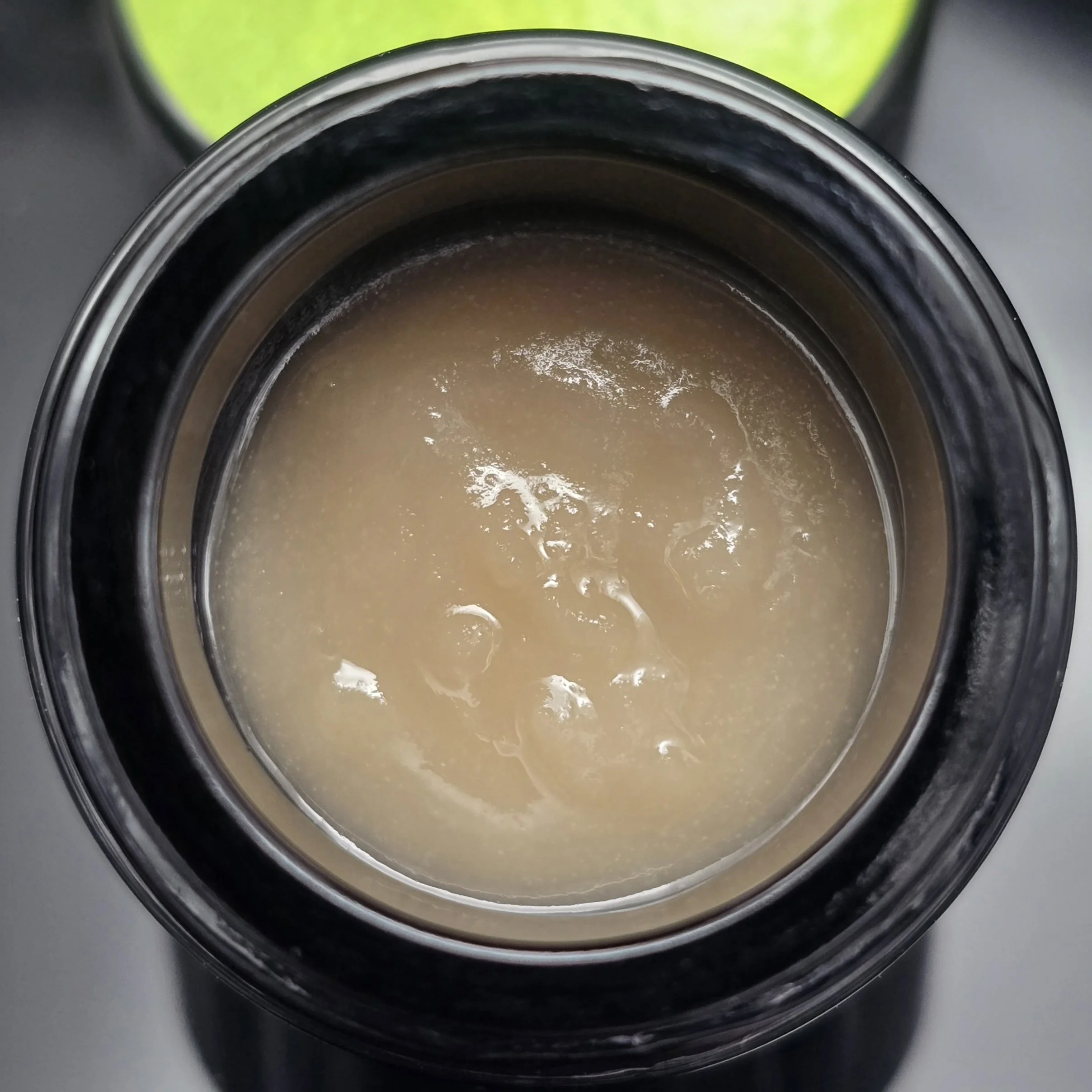  Papermill Cannabis  
  Rangpur Lime  
  (Candied Oranges x BPPZ)  
  70-149u Live Hash Rosin Processed by Hidden Forest  
 $120 ea. (2g Puck) 