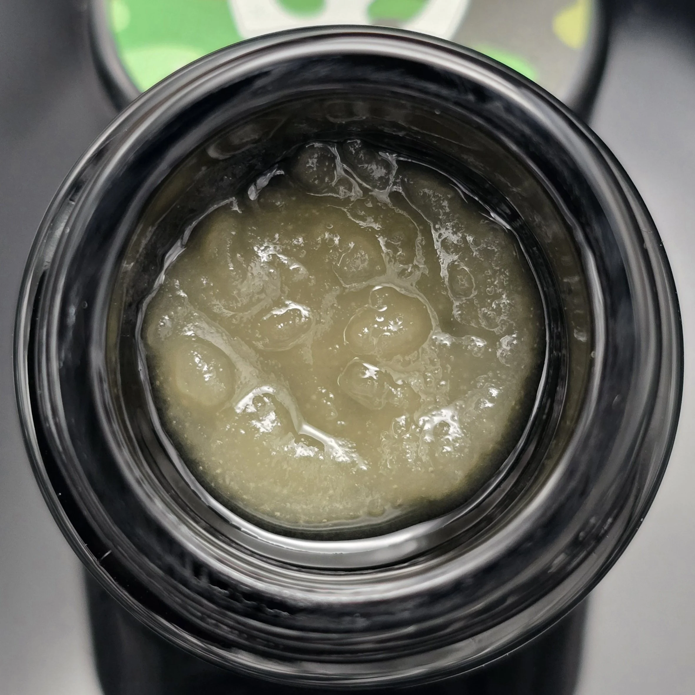   Single Source  
  Garlic Sours  
  (GMO x OG Sours F4)  
  70-149u Single Sourced Live Hash Rosin  
 $60/g
 