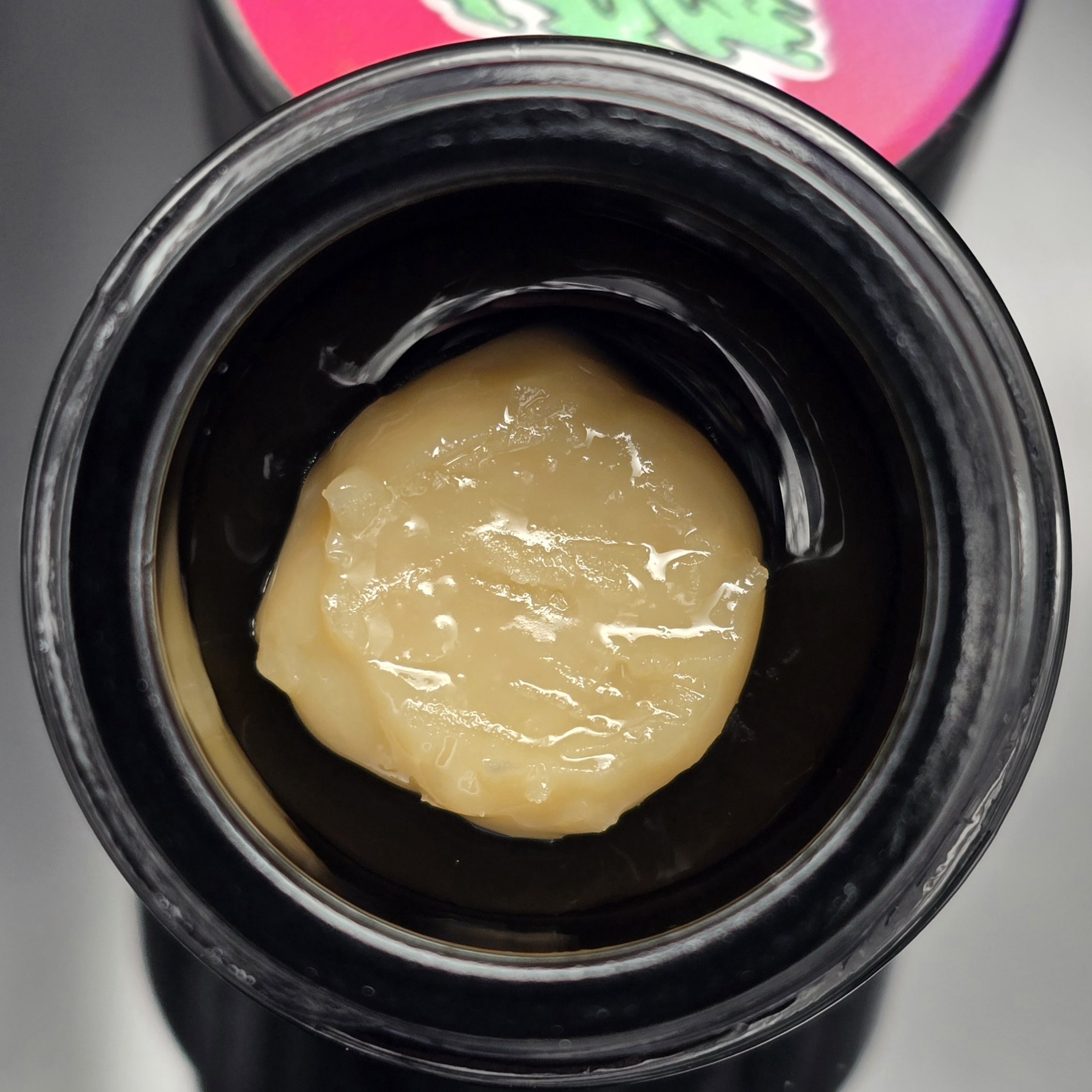   Mega Raw Melts  
  Pie Dough  
  ((Stardawg x Animal Cookies) x Grape Pie)  
  Single Sourced 70-120u "Raw" Live Hash Rosin  
 $60/g
 