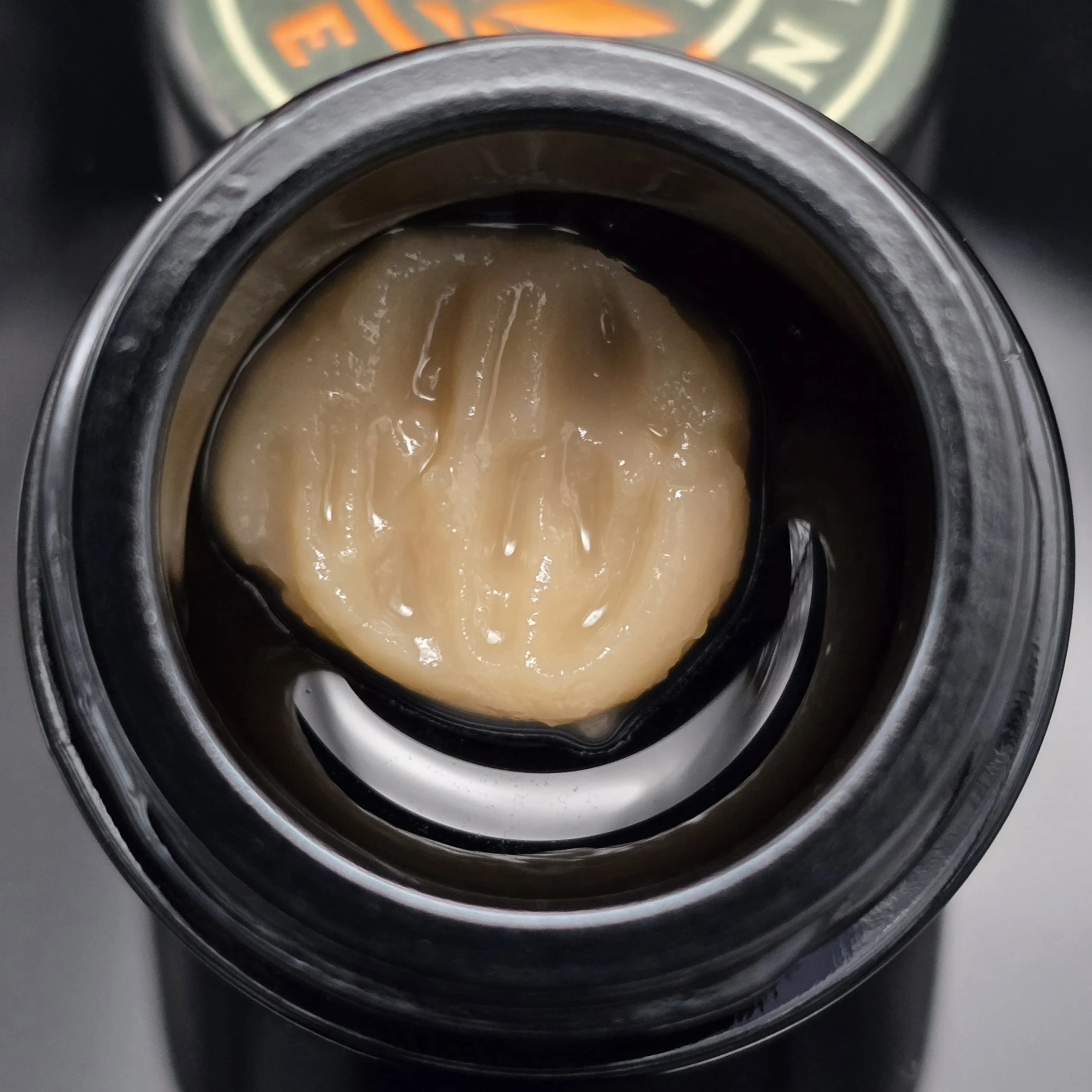   Dialed in Farms  
  Ghost Banger OG  
  (Ghost OG x Sherbanger)  
  73-159u Live Hash Rosin Processed by Third Shift  
 $55/g
 