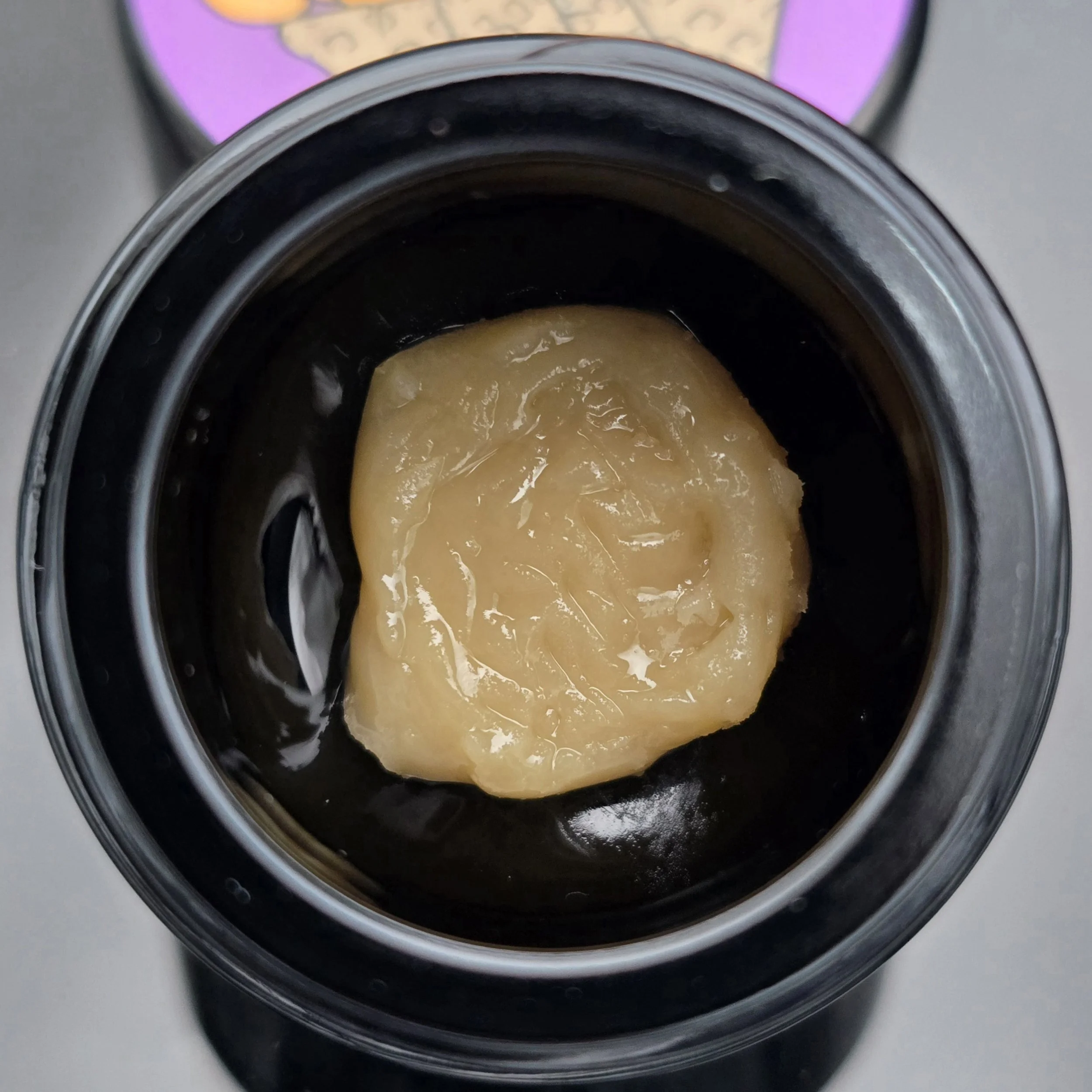   Mega Raw Melts  
  Berry Fizz  
  (Papaya Bx x Red Piegasm)  
  Single Sourced Sun Grown 70-159u "Raw" Live Hash Rosin  
 $50/g 