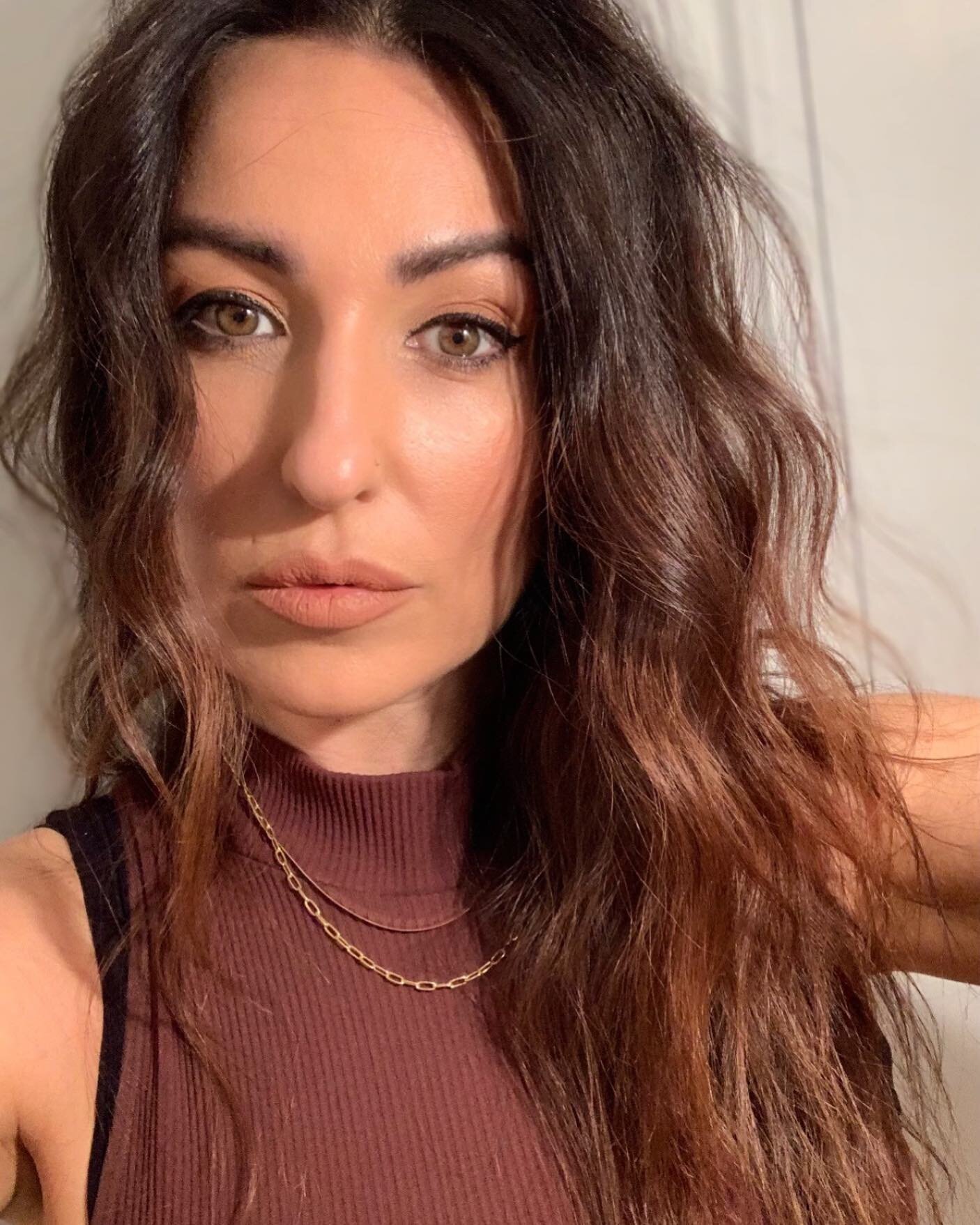 Looking for a new look for spring?? This is one of our @bumbleandbumble  stylists @chara_xx_hair  who also trusted me with her already gorgeous #soultry brunettehair as I added some highlights to it. Think #cedar #esspresso #cinnamon #teakwood #walnu