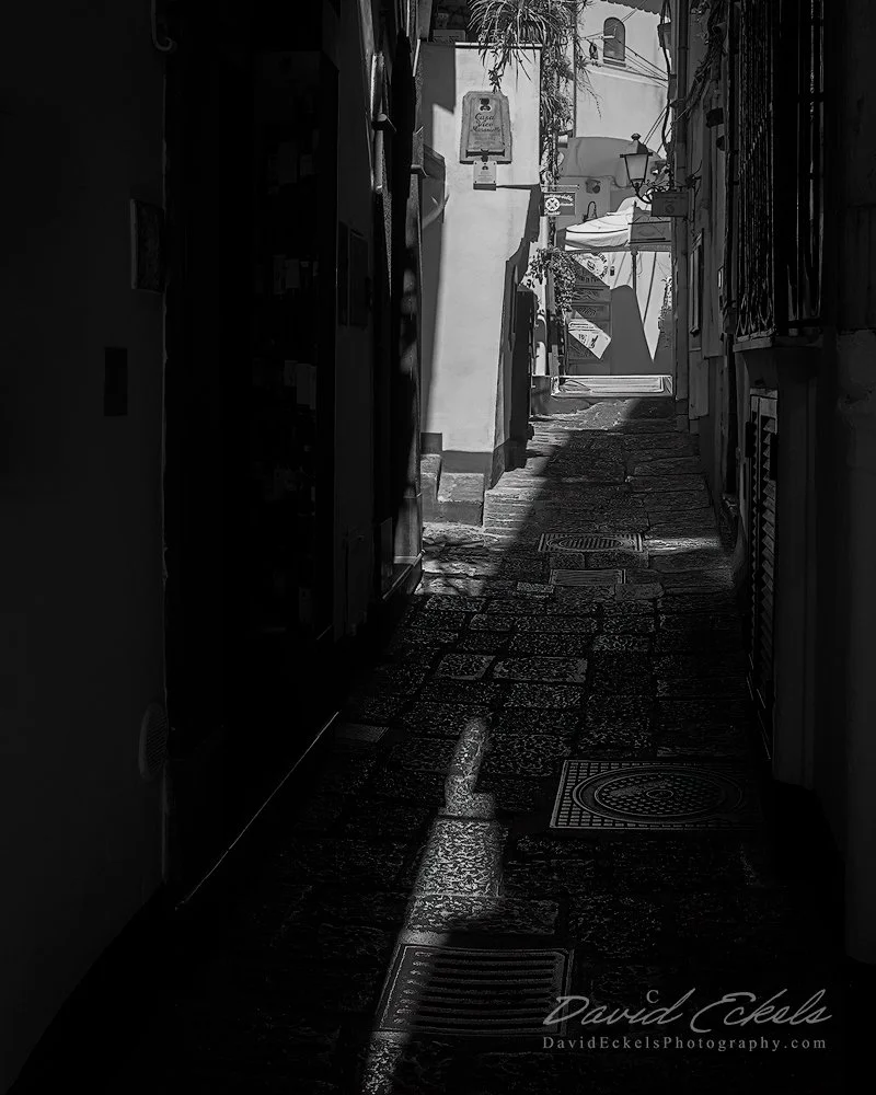 Positano-Alleyways-2.jpg