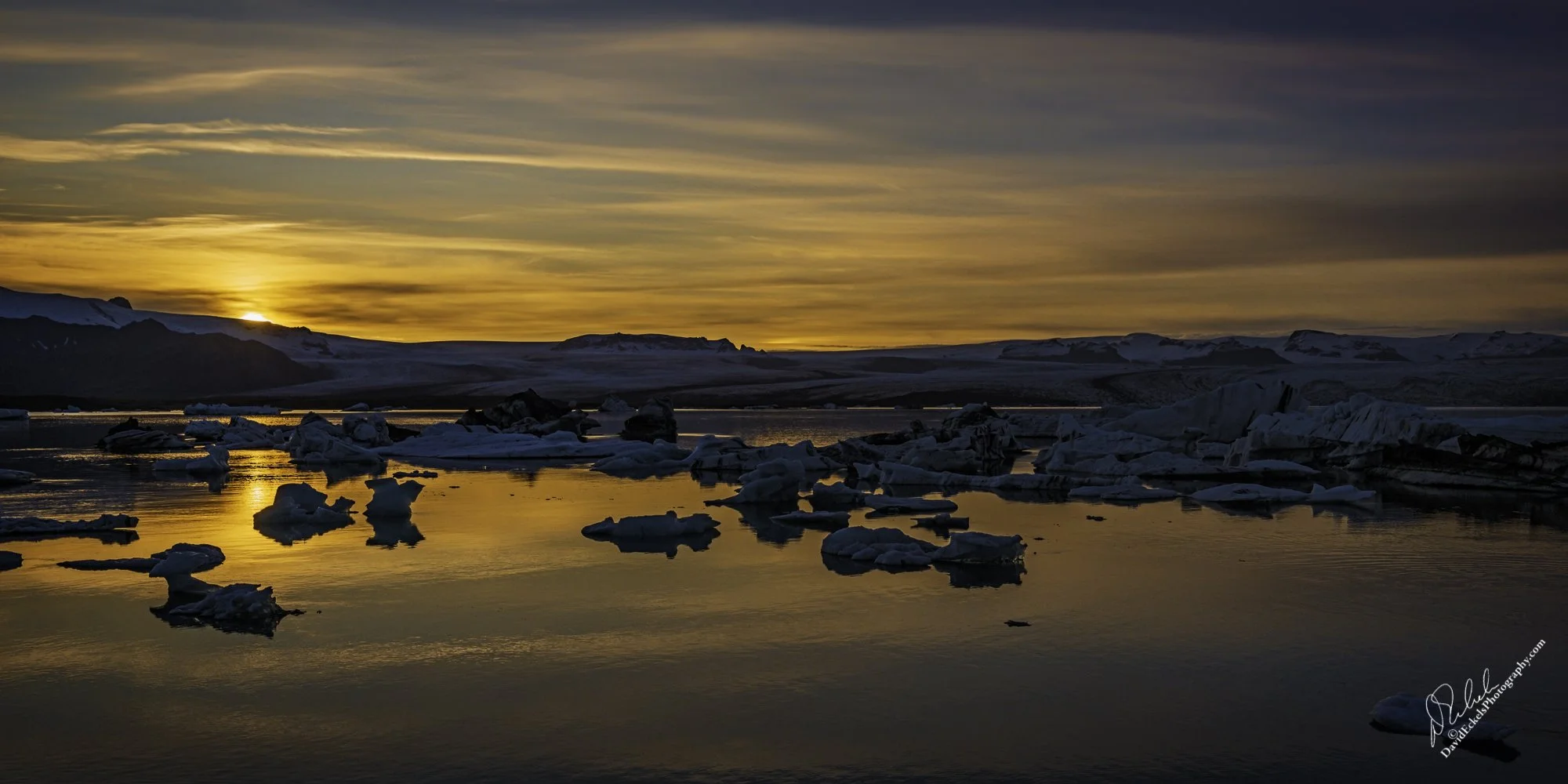 Sunset on Jokulsarlon Glacial Lagoon.jpg