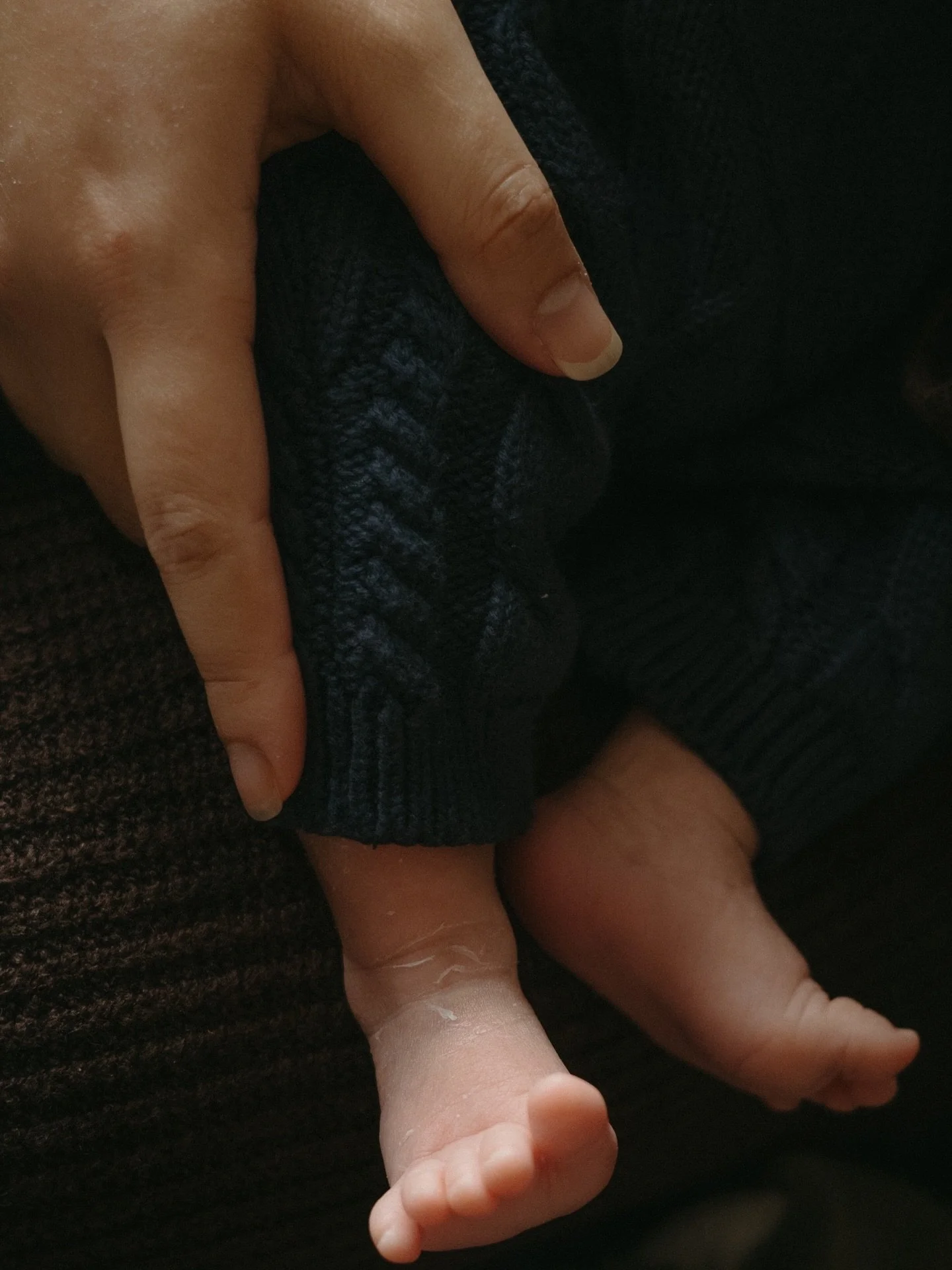 Sundays are for snuggles and all the baby toes.

Maternity | Newborn | Calgary Family Photographer | Calgary Couple Photography | Family Photographer | Alberta Family Photography | Alberta Photographer