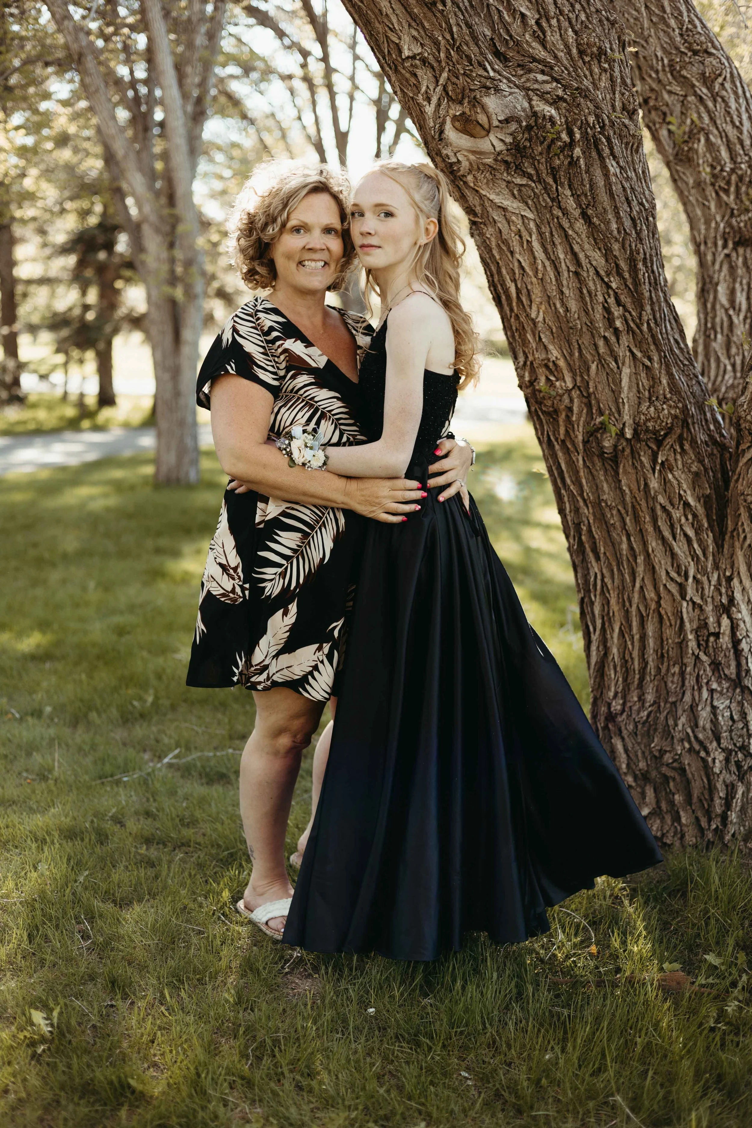 Grad_Shoot_May24_32.jpg