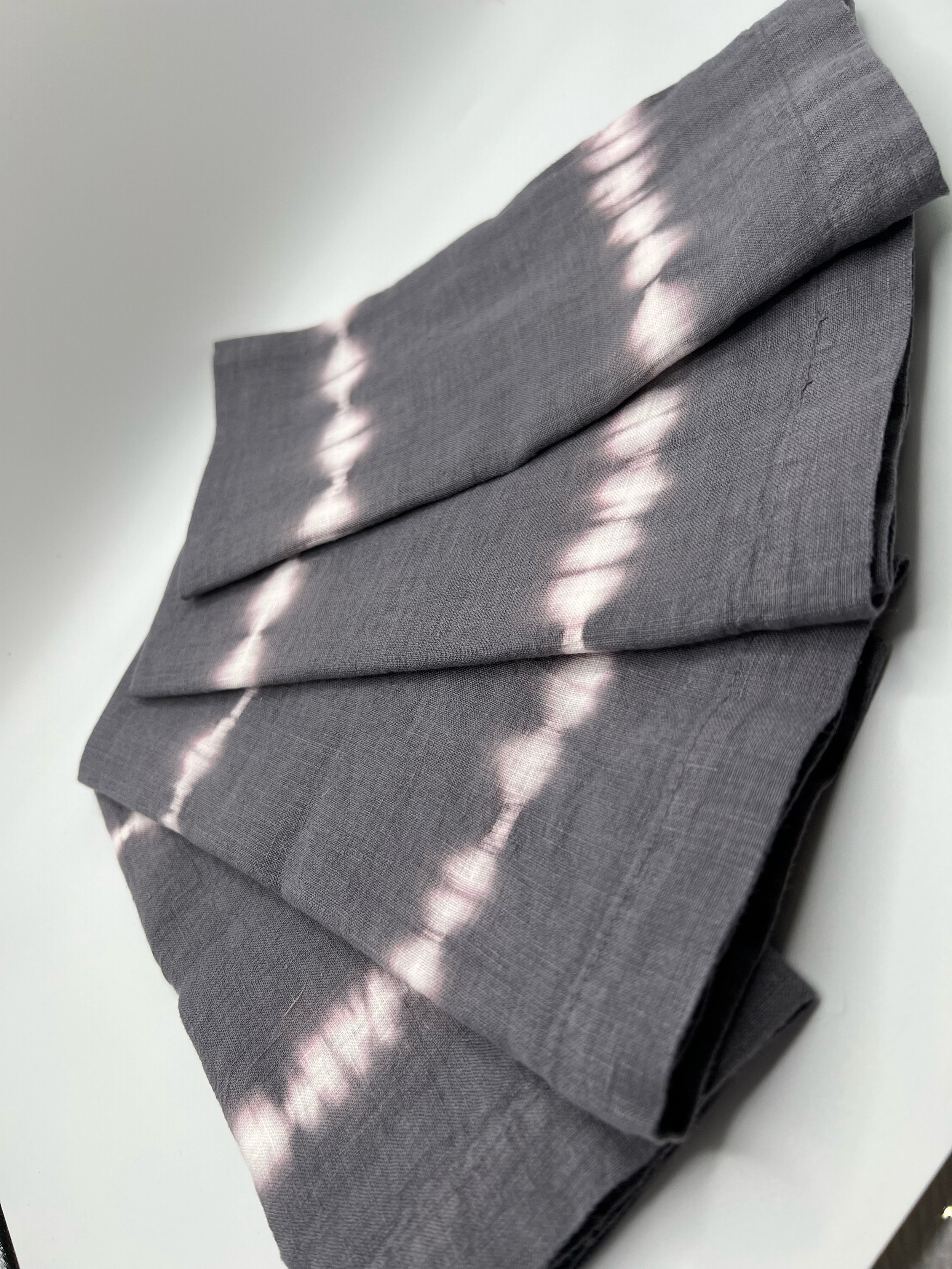 Midnight Linen Napkin 1.jpeg