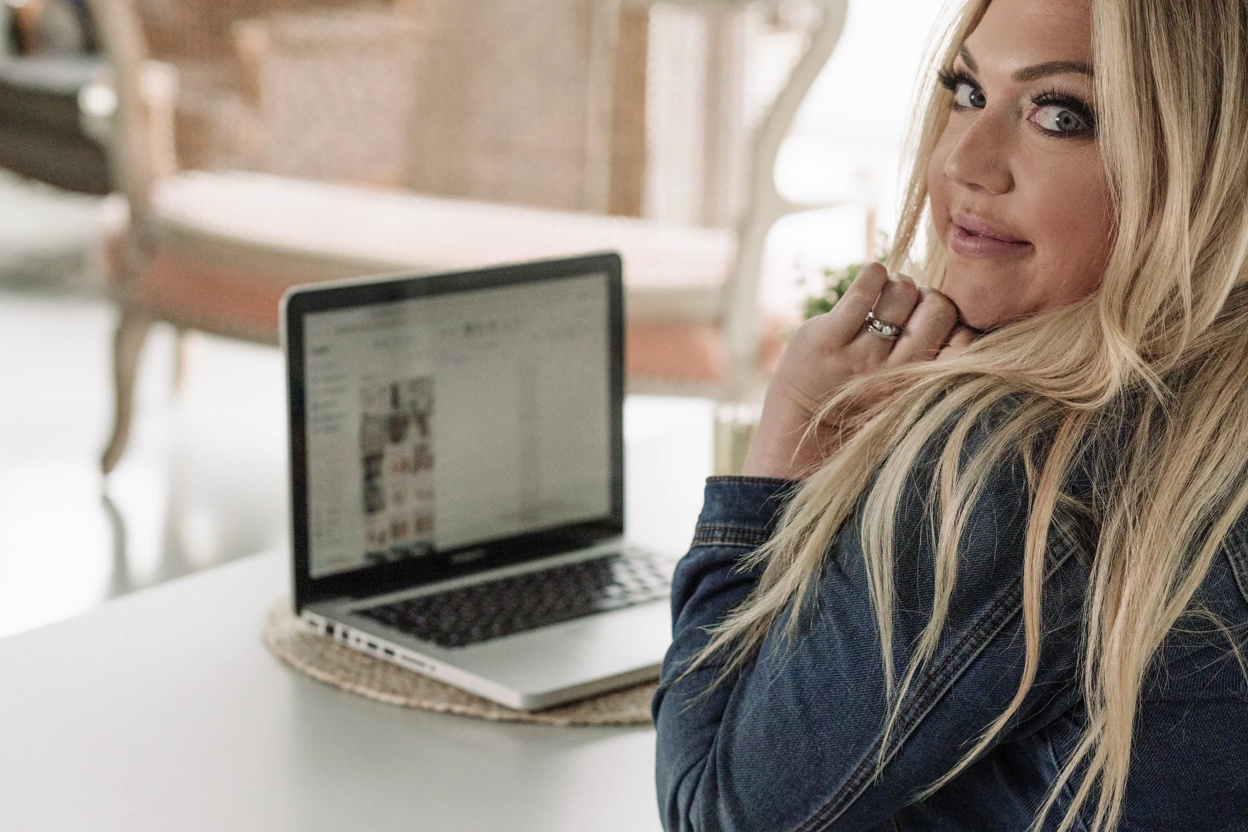 Webinars vs Challenges vs Mini Offers: How to Choose the Right Launch Event in 2026