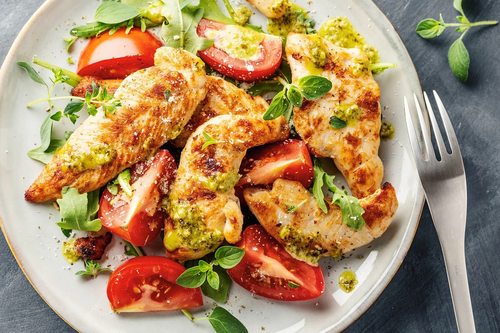 Grilled Chicken Salad with Pesto
