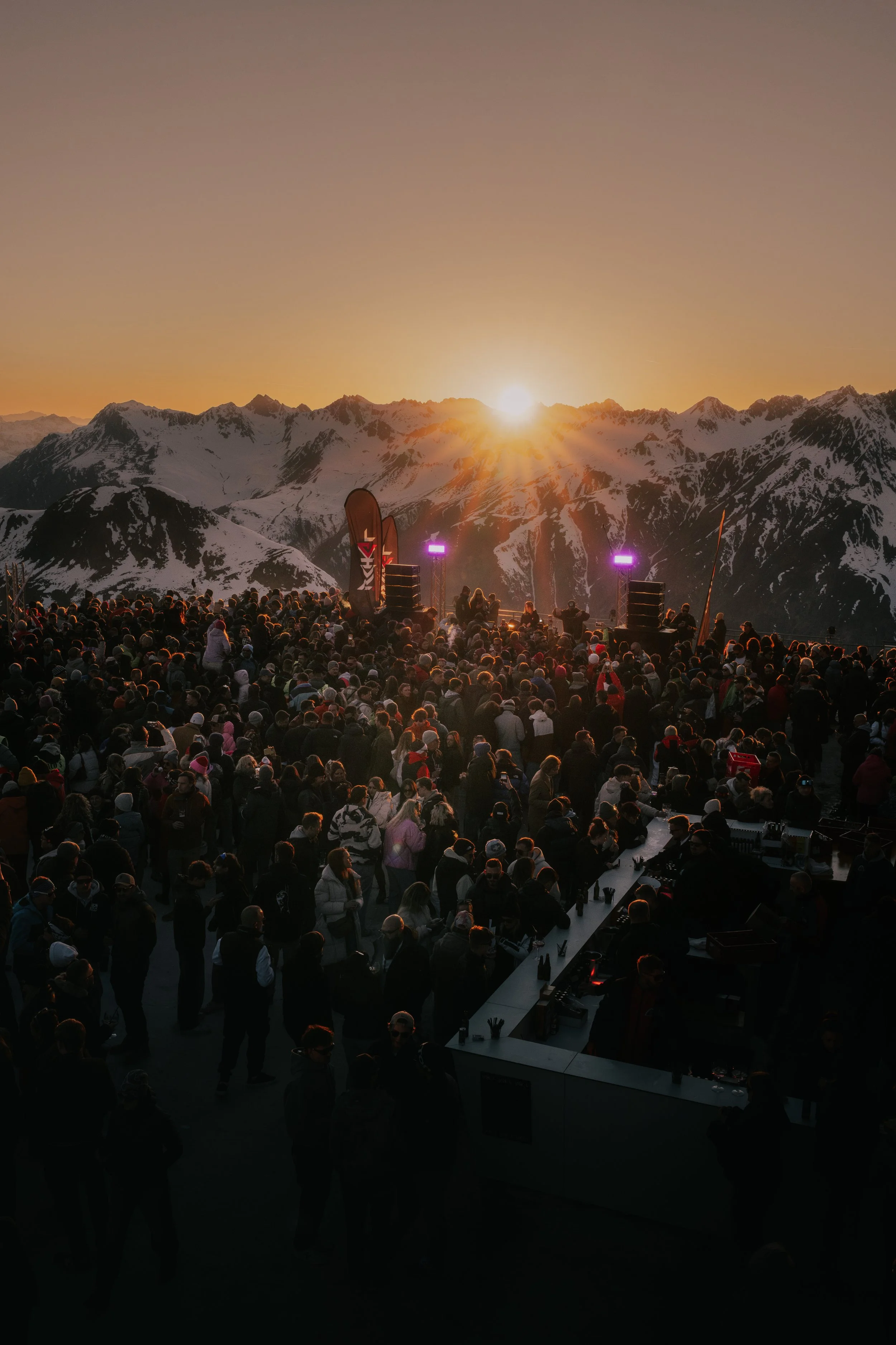 250411-Ischgl-Sundowner#1-©flomitteregger-30.jpg