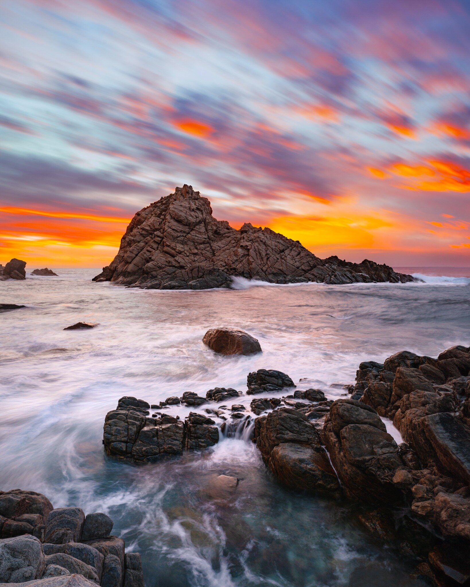 Sugarloaf Rock on Wardandi Country - one of the most spectacular and iconic features of the south-west of Australia.

Want to see it for yourself? Join me and @huntingforparadise on one of our south-west photos tours in April and October this year wi