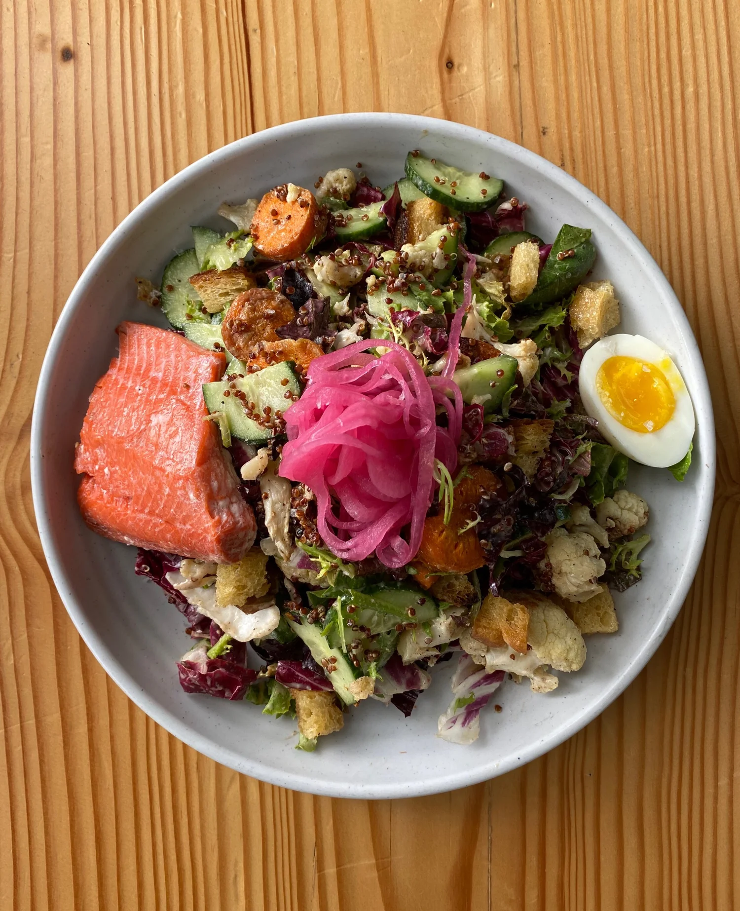 SALMON HOUSE — Home