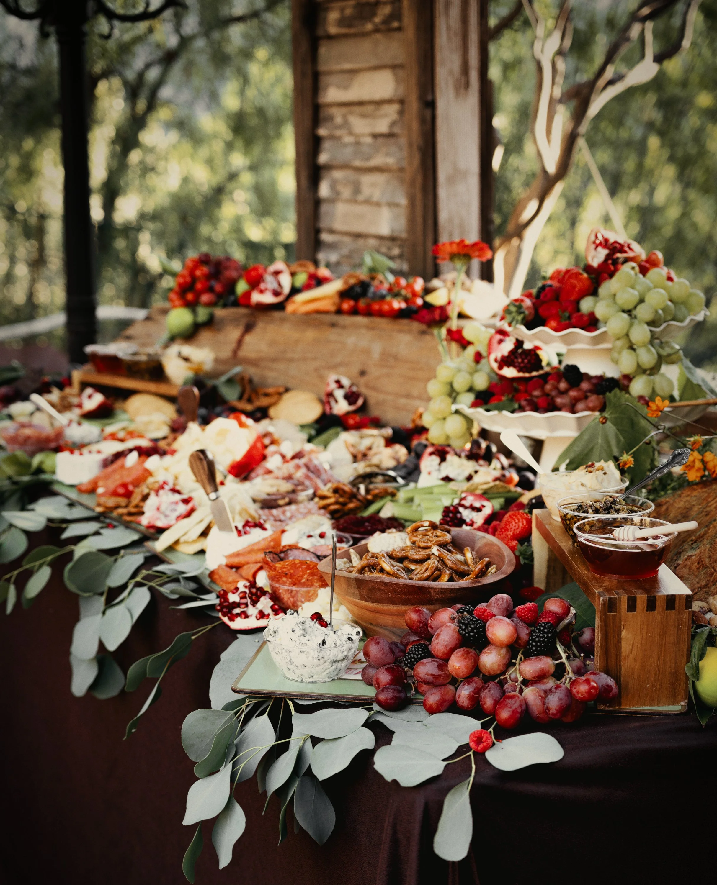What a $125-Per-Foot Grazing Table Includes (And How to Elevate It)