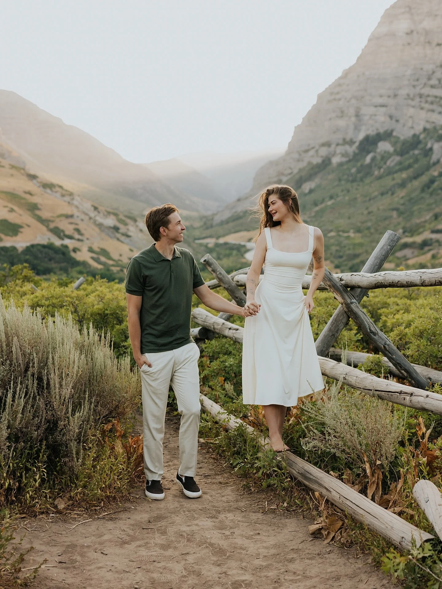 Forever looks good on them&hellip; 🤍 
.
.
#utahengagementphotographer #utahengagementphotos #utahcountyphotographer #utahcouplesphotographer #utahcouplesphotography #utahportraitphotographer #utahportraits #utahweddingphotographer #utahelopementphot
