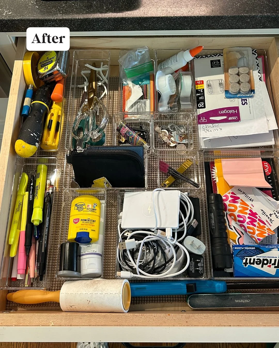 Everyone has that drawer. You know the one, half batteries, three pens that don&rsquo;t work, a mystery charger, and at least one pair of scissors that vanishes every time you actually need it 😂. But it doesn&rsquo;t have to stay a black hole for ra