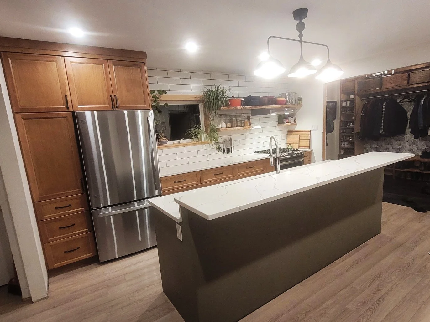 Grand Lake NS two-tier island custom kitchen.jpg