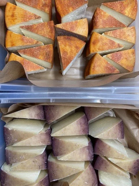 Market is the place to be today!
3-5:30pm at Buker Community Center

@andrewsfarm :greens are still in cold suspension this week but we&rsquo;ll have nice cabbage, leeks, beets, carrots and more high quality storage crops coming. Also Butting Head&rs