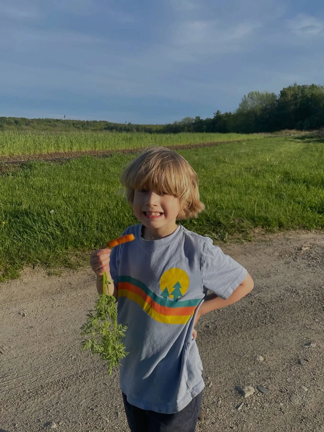 The ☀️ is shining and Market is on today!
2-6pm under the pavilion!

@andrewsfarm : will have fresh (and exceptionally sweet!) bunched carrots; crisp greenhouse cucumbers; awesome asparagus; and an assortment of early summer greens and baby roots cro