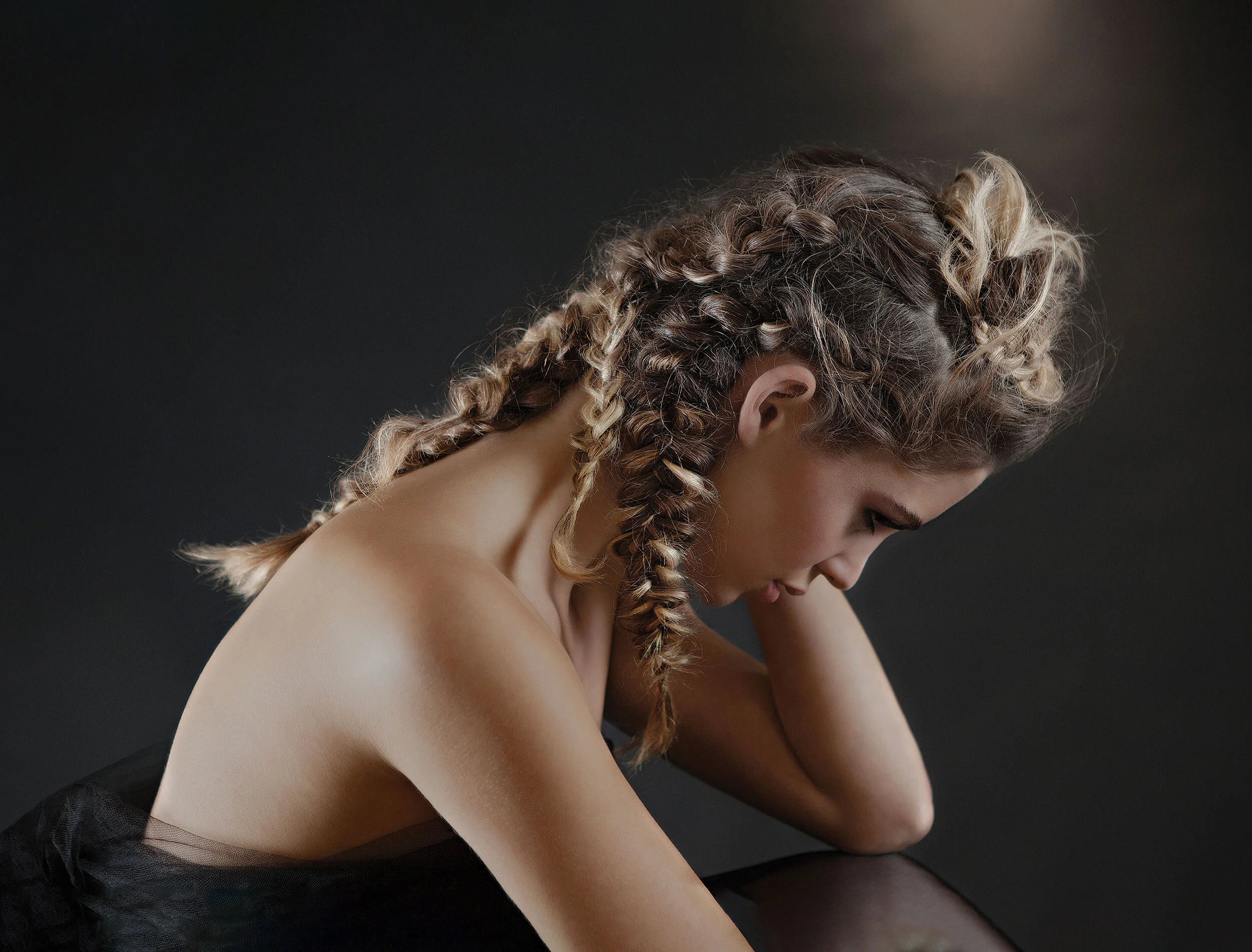 Model-Tulle.jpg