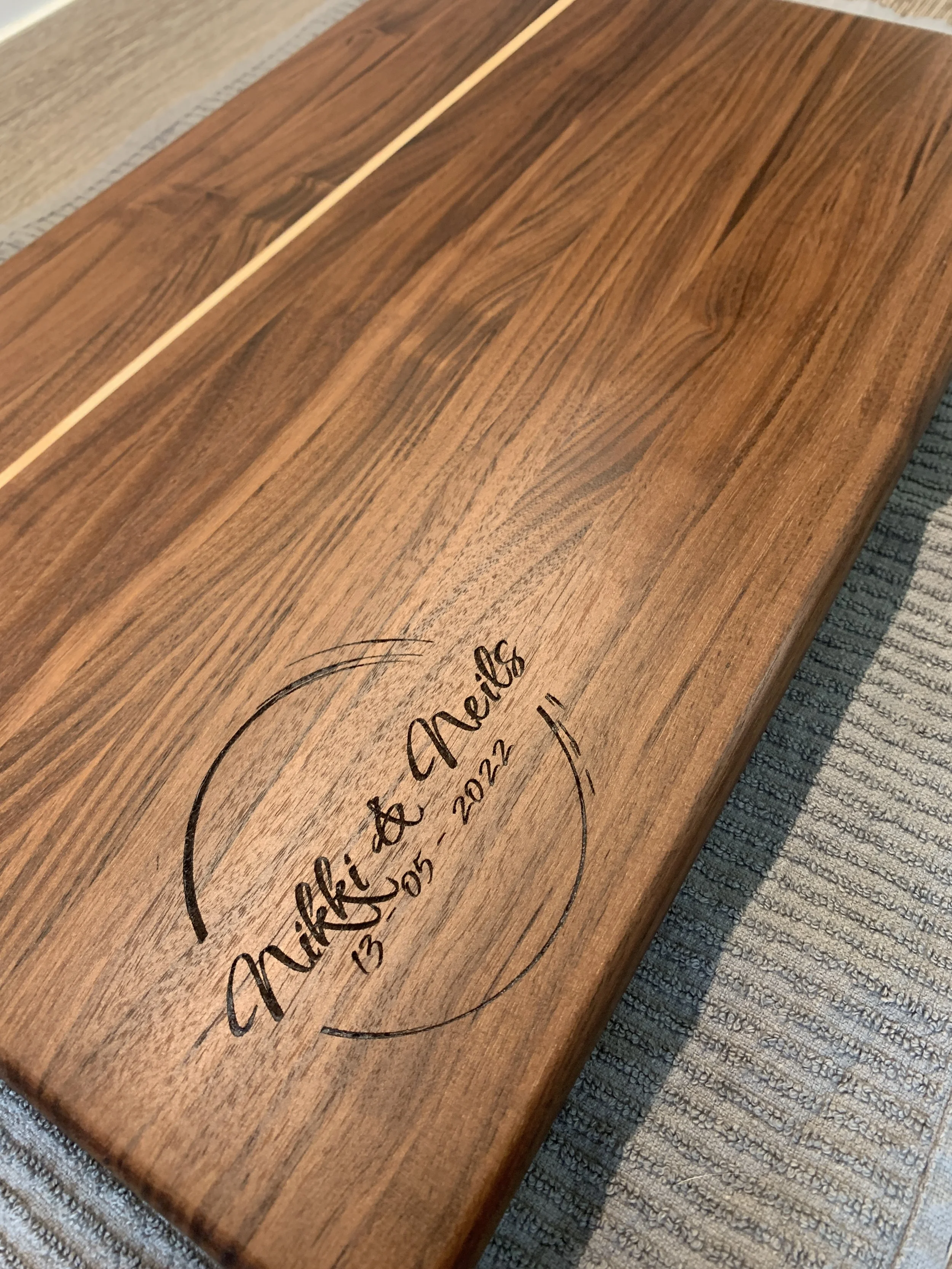 walnut cutting board 1.JPG