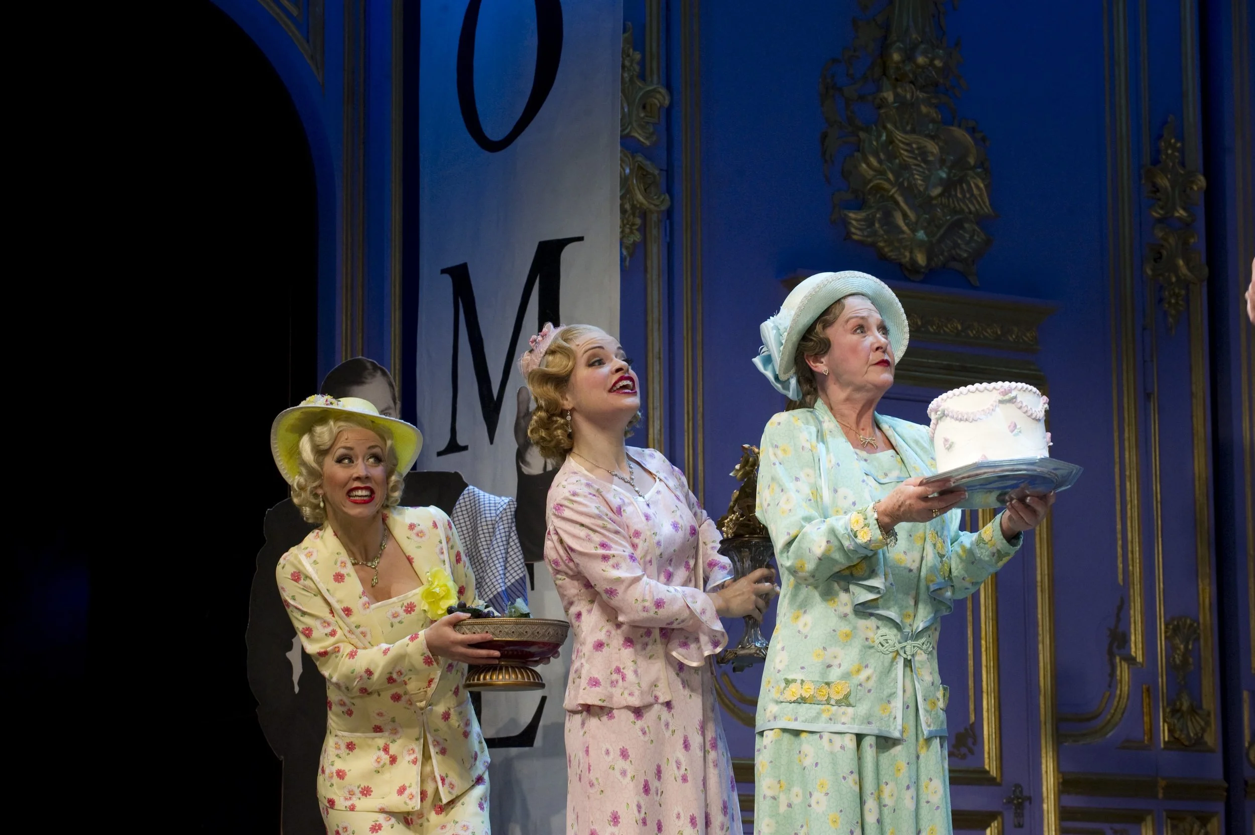 Lend Me A Tenor-Gielgud-602_3.jpg