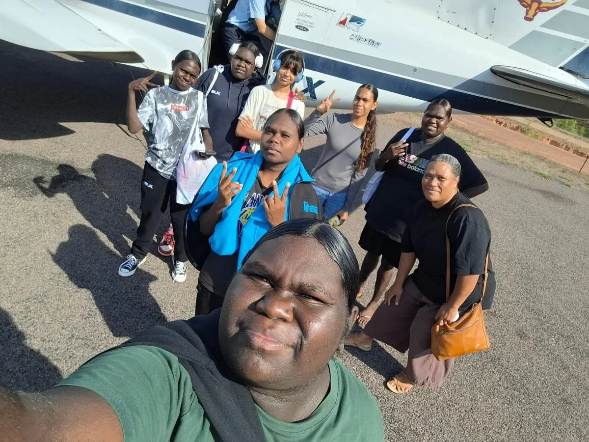 Our Senior Young Women have safely arrived in Sydney at 6pm on Saturday! They were warmly welcomed at the airport by TicTac and Bella before heading off for a quick briefing and a delicious dinner.
After settling in, the girls even jumped straight in