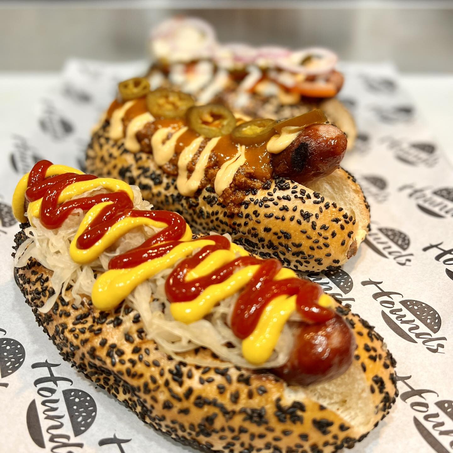 Bavarian Barbarian. 🌭🇩🇪🌭🇩🇪🌭
Hard to say easy to eat, authentic German pork kransky sausage, authentic sauerkraut, mustard and ketchup. Yummmm.

We have 4 hotdogs to choose from. 😋