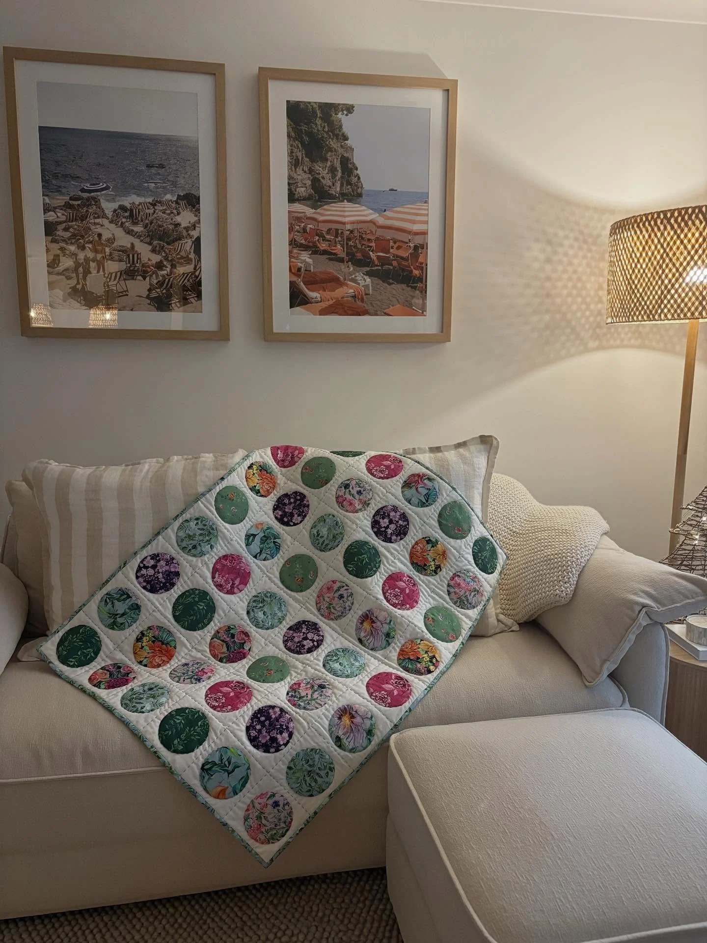 Quilt Reveal! 
Machine Appliqu&eacute; That Looks Hand-Stitched!

I&rsquo;m thrilled to share my finished quilt for the incredible collaboration with FreeSpirit Fabrics, Surface of Beauty and Aurifil Threads!
This project was a fun personal challenge