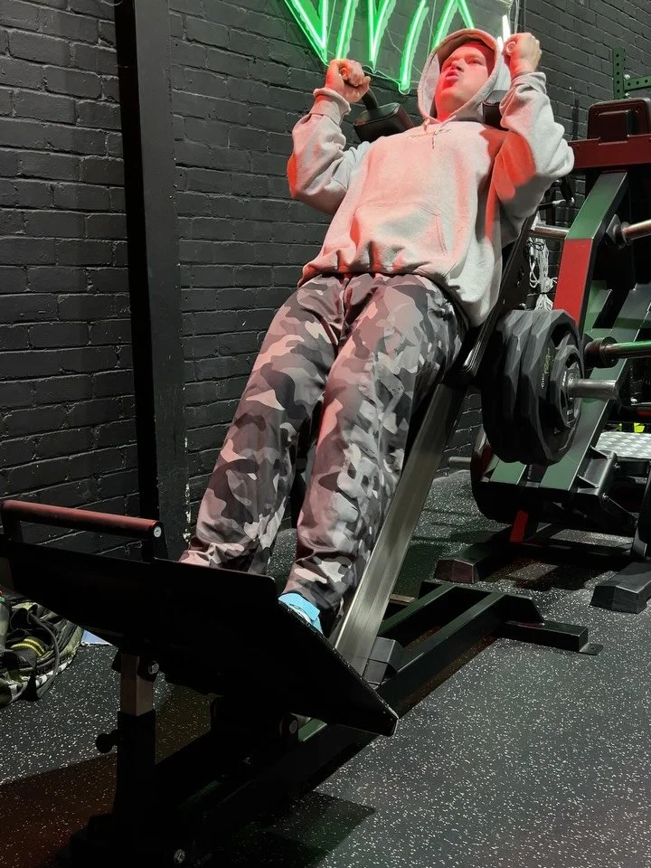 Knee Pain Holding Back Your Training? Here&rsquo;s How To Fix It 

Isolations First

Having your adductor, leg extensions and leg curls before your compound movements gets your legs nice and warm, limits load exposure on the compounds and ensures the