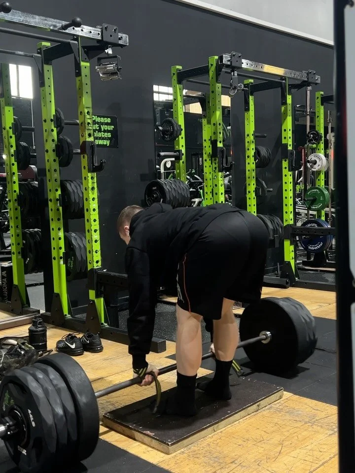 Training Dump From The Week. 

Another very solid week of dieting, getting into the 180lb mark putting me 11lbs down. 

Could count on one hand the number of reps dropped throughout this diet so far so performance has helped well. 

When bodyweight i