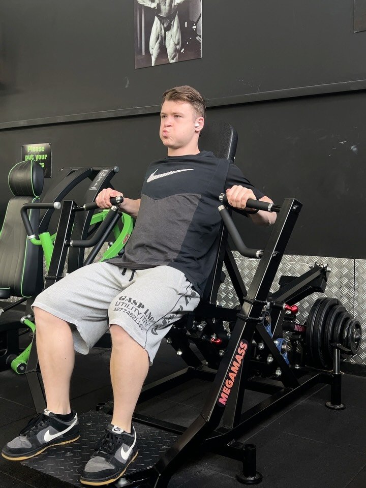 This week&rsquo;s training 

Another progressive week of training in the books, with a highlight beam getting 10kg + the stack onto the pulldown, which puts me at 119kg. 

Something very important, if you want to see improvements next time you die do