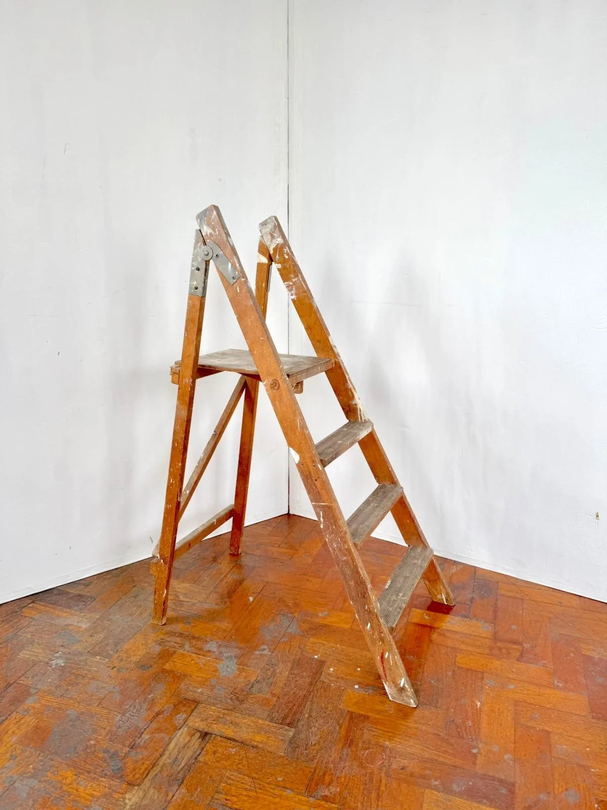 Wooden ladder.jpeg