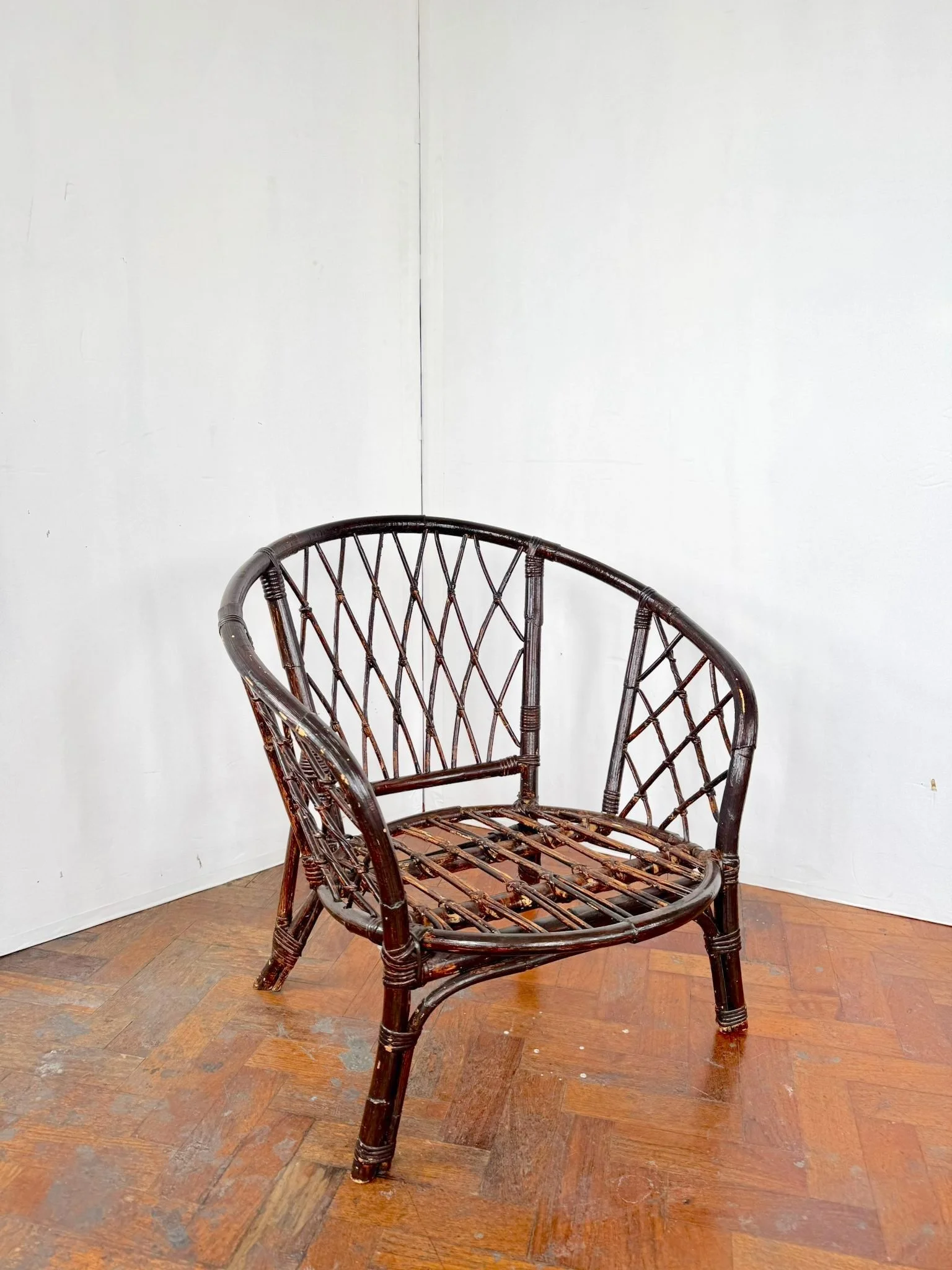 Wooden chair.jpeg